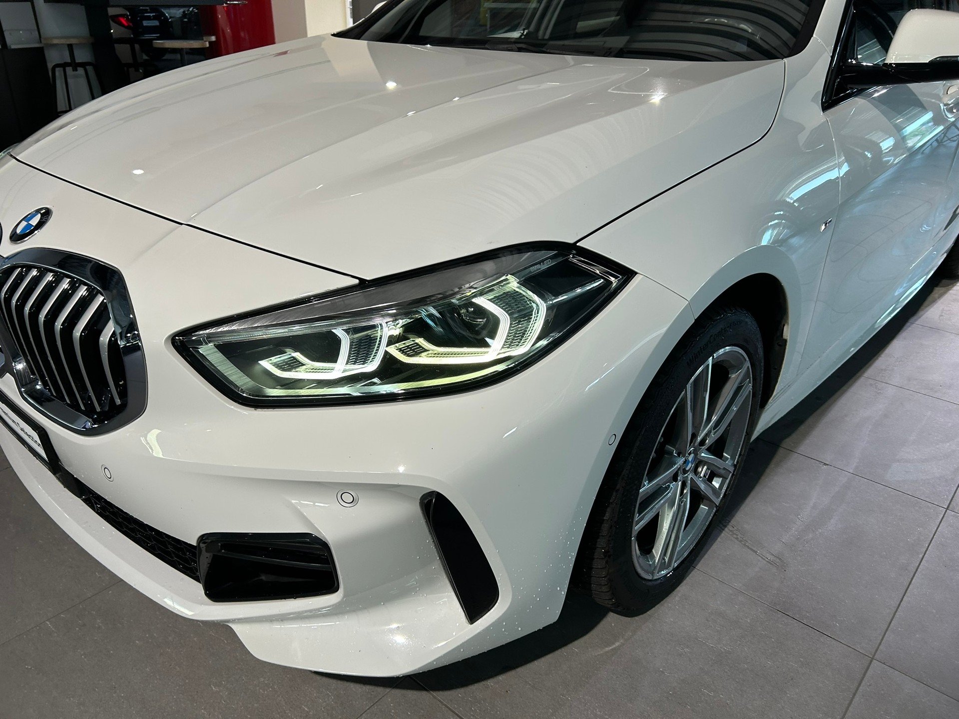 BMW 120i M Sport Steptronic-image-19