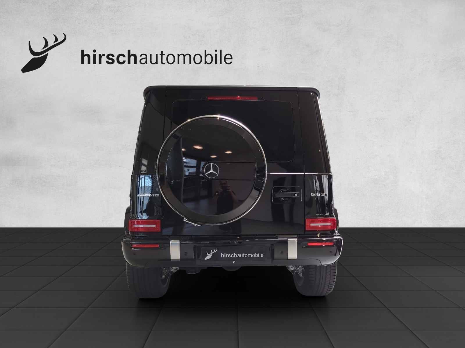 MERCEDES-BENZ G 63 AMG 9G-Tronic-showroom-element-2