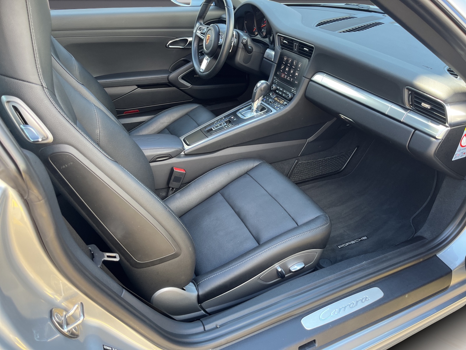 PORSCHE 911 (991.2) Coupé 3.0 Carrera PDK-image-11