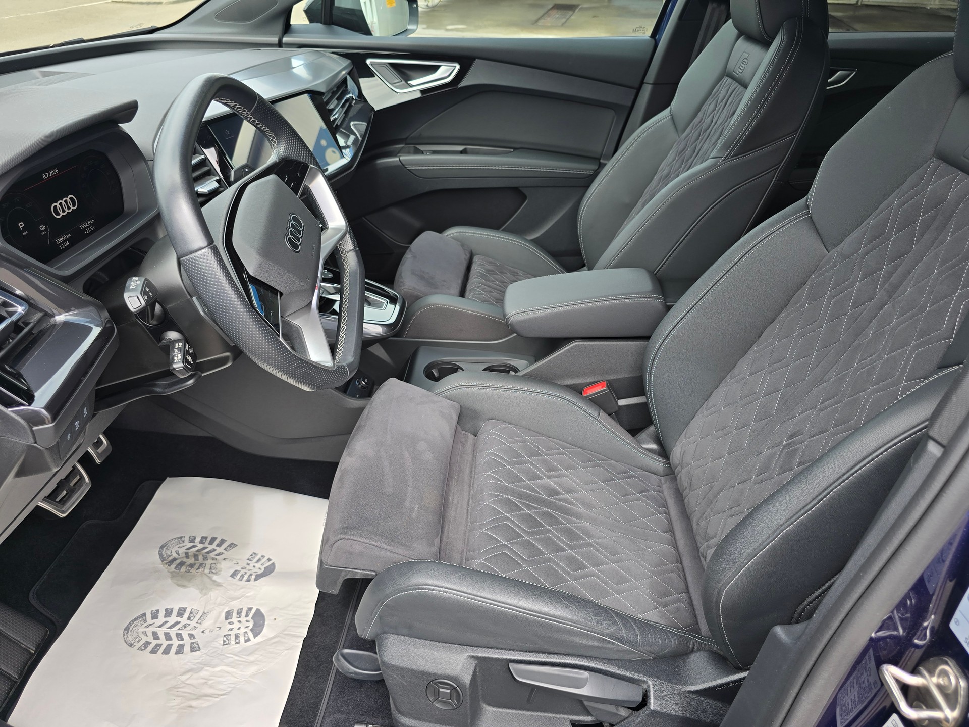 AUDI Q4 Sportback e-tron 50 quattro-image-6