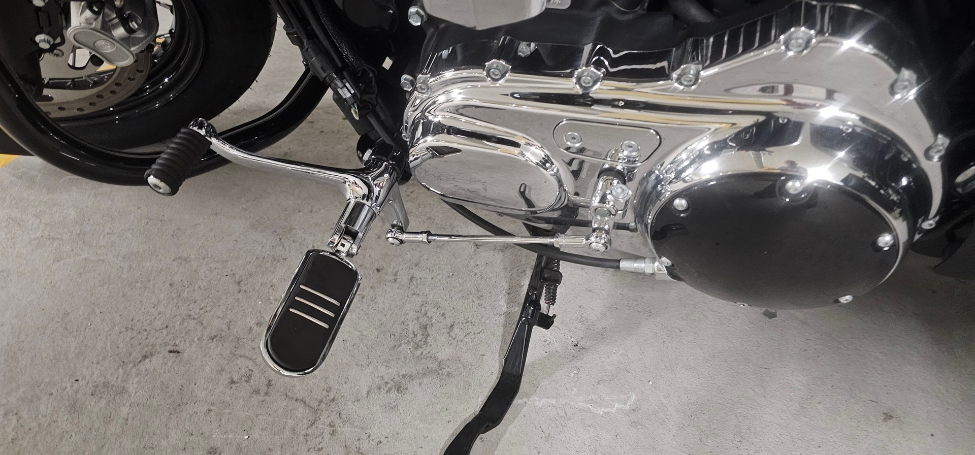HARLEY-DAVIDSON XL 1200 C Sportster Custom ABS-image-9