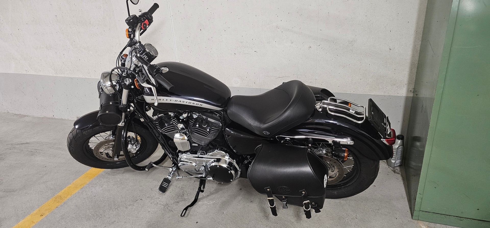 HARLEY-DAVIDSON XL 1200 C Sportster Custom ABS-image-6