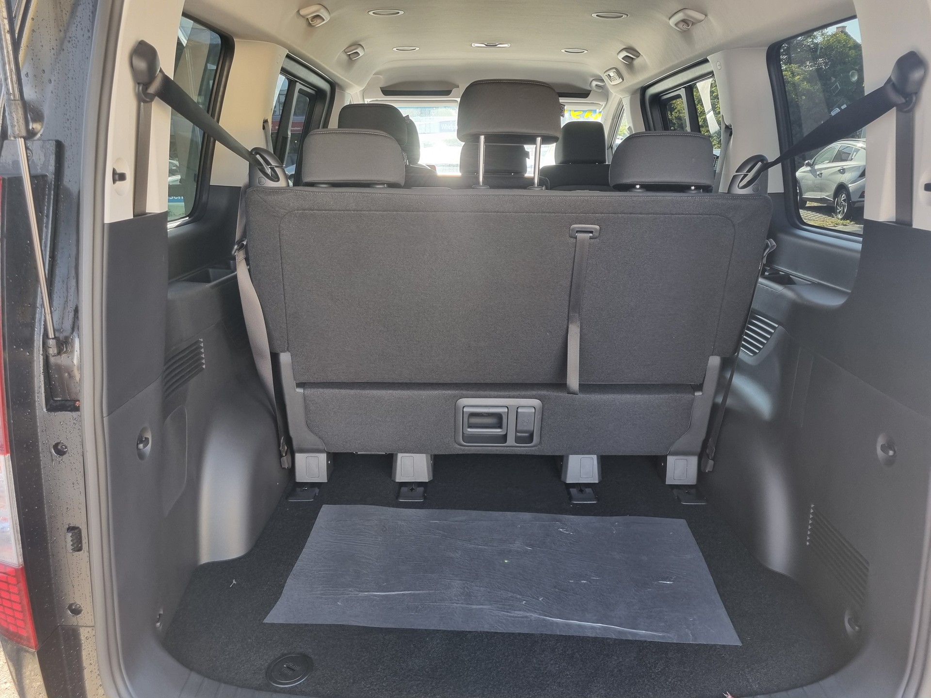 HYUNDAI Staria Wagon 1.6 T-GDi HEV Amplia A-image-7