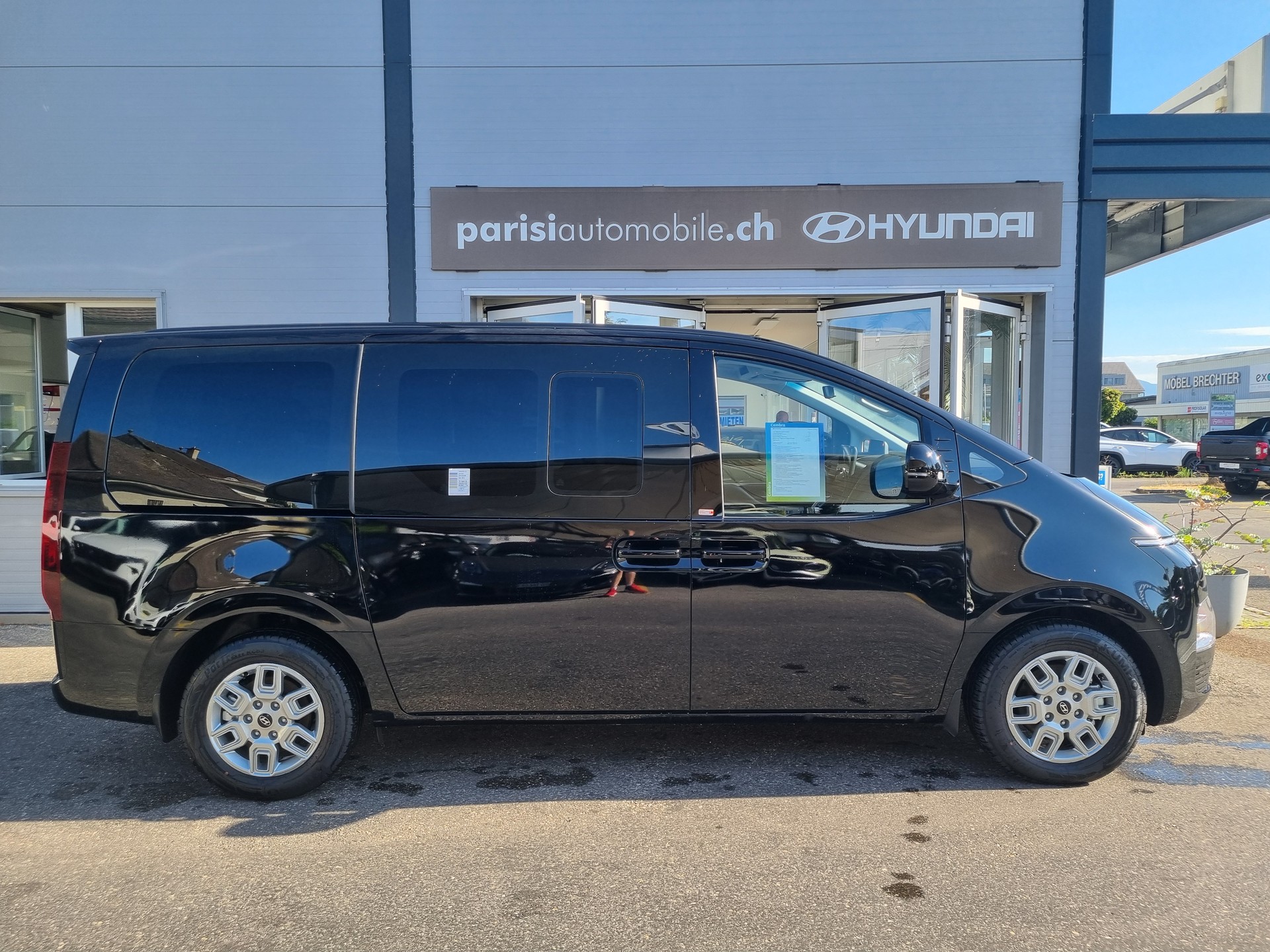 HYUNDAI Staria Wagon 1.6 T-GDi HEV Amplia A-image-3