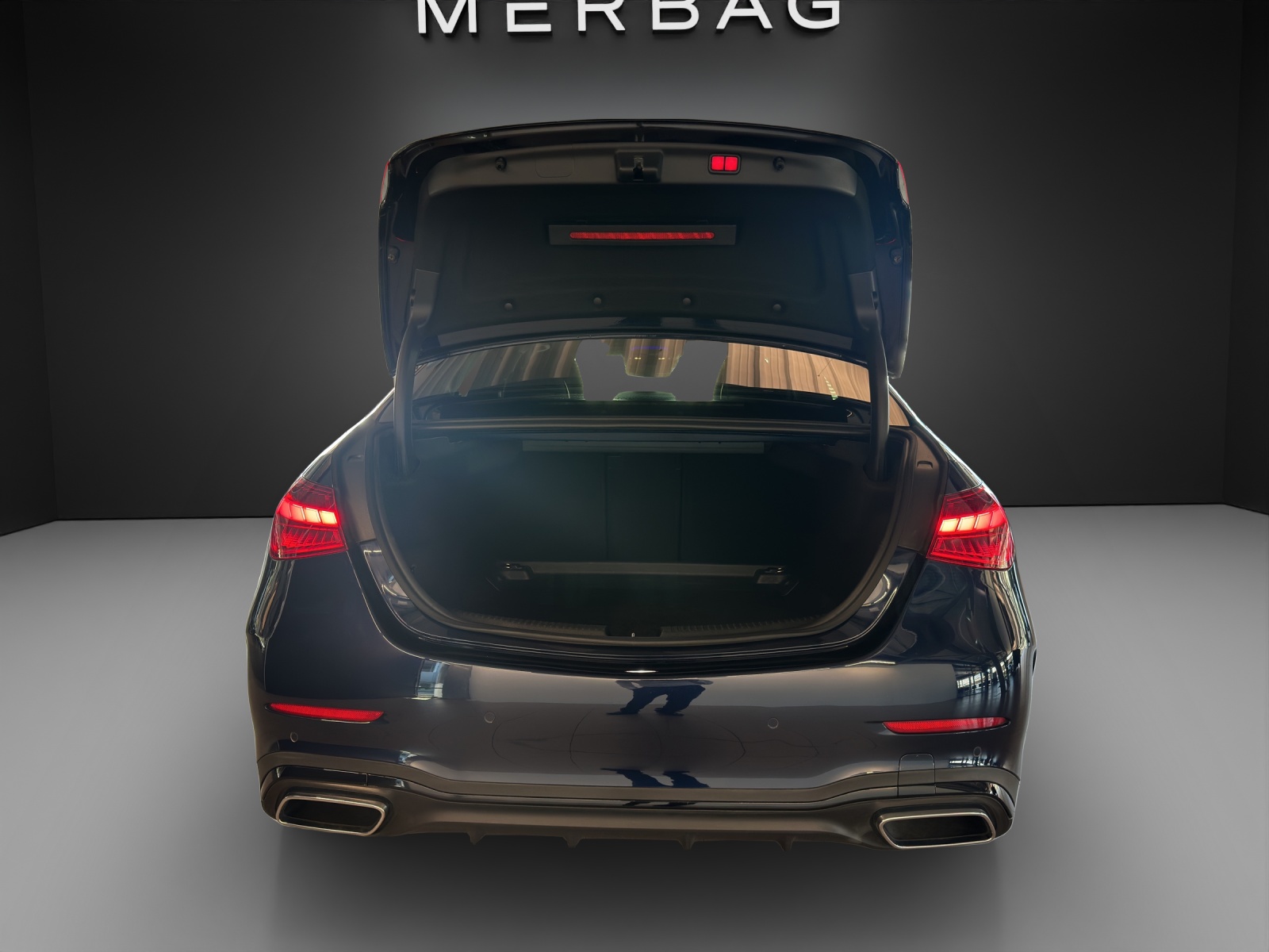 MERCEDES-BENZ C 200 4M AMG Line-image-6