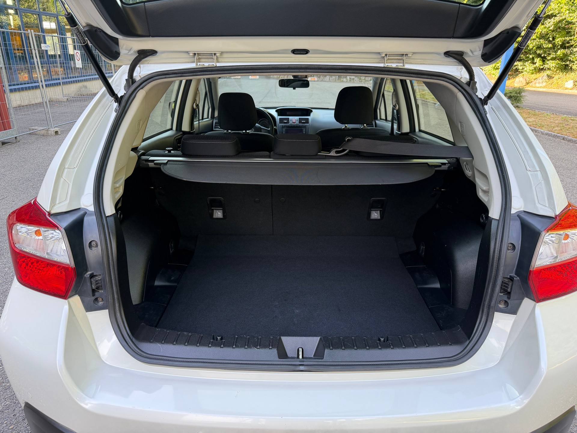 SUBARU XV 1.6 Swiss One-image-13