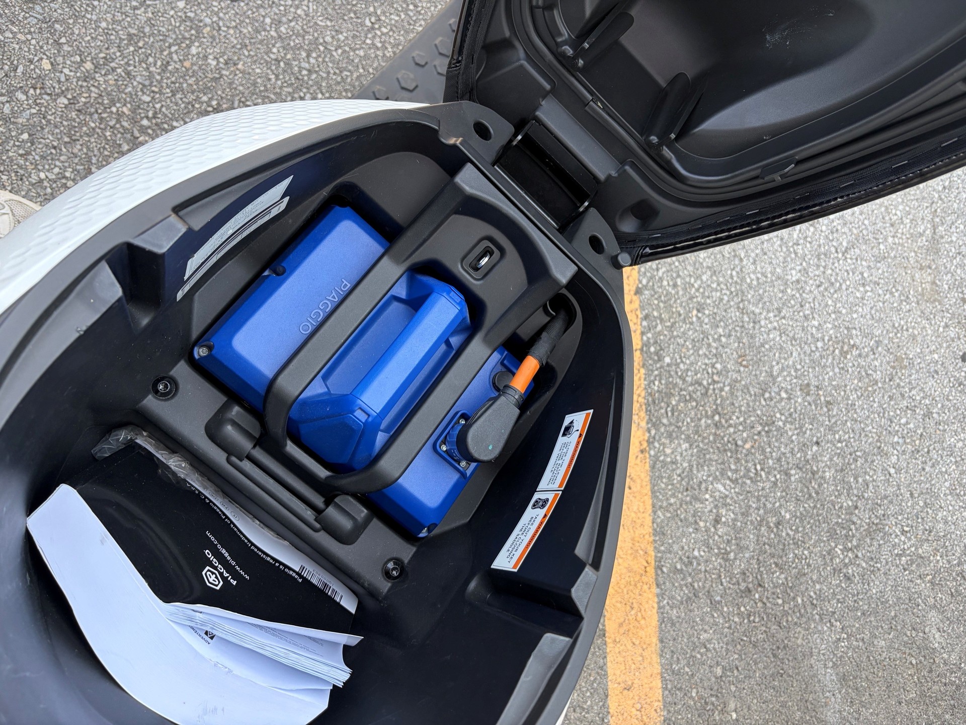 PIAGGIO Piaggio 1 Active 60km/h Full Electric-image-2