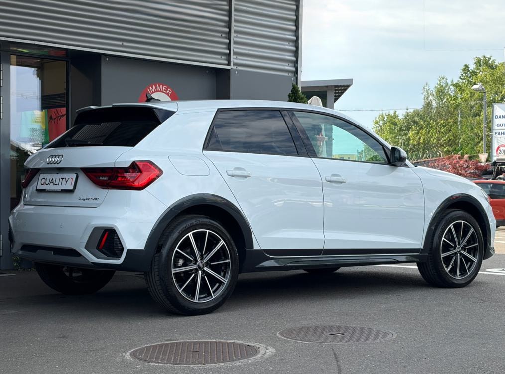 AUDI A1 City Carver 35 TFSi S line-showroom-element-2