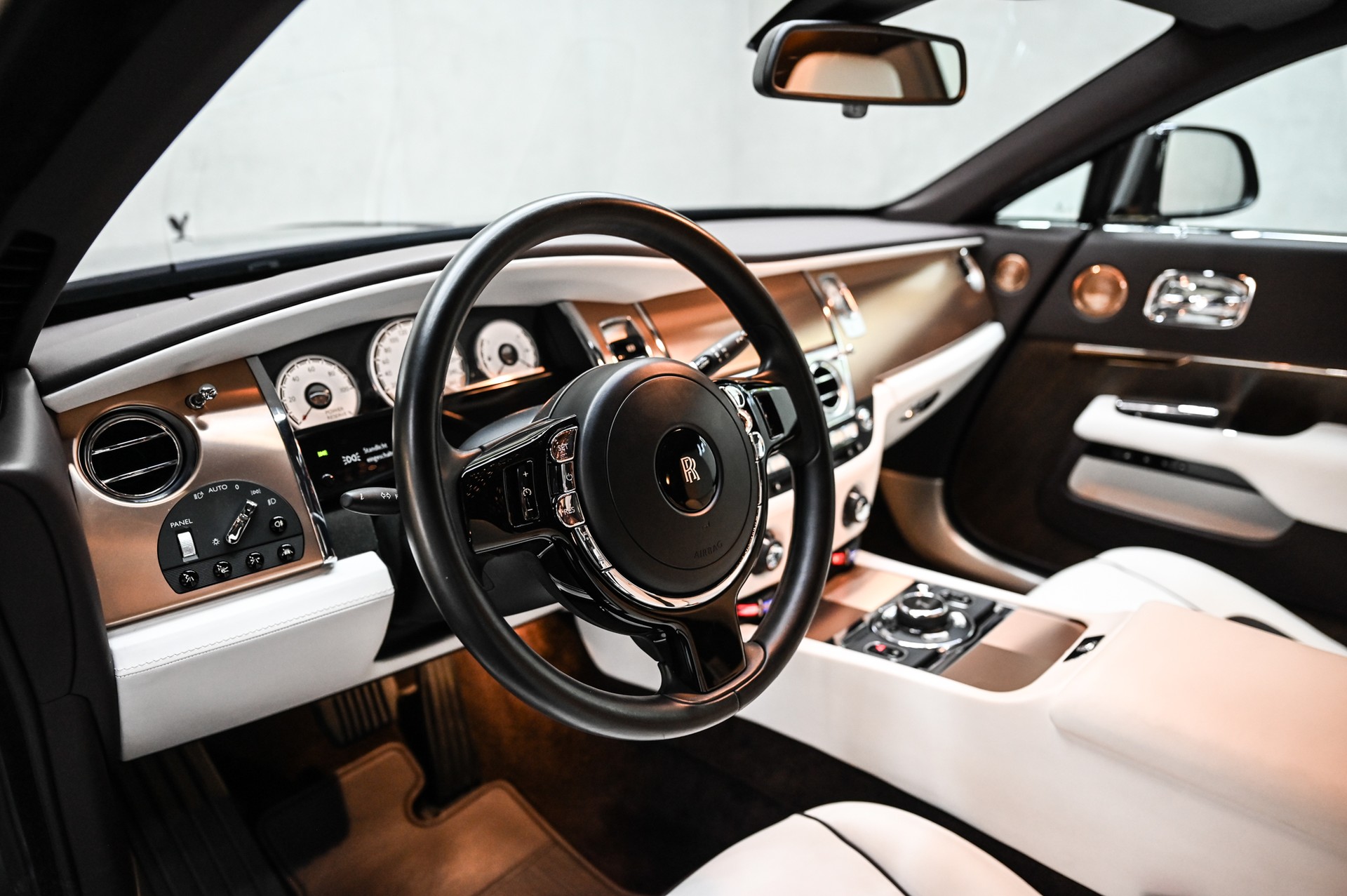ROLLS-ROYCE Wraith 6.6 V12 "1 of 9 Inspired by Music Editions"-image-13