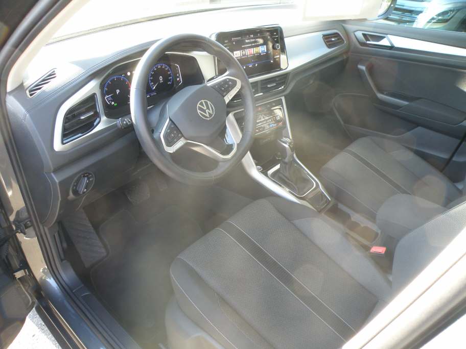 VW T-Roc 1.5 TSI Life United DSG-showroom-element-3