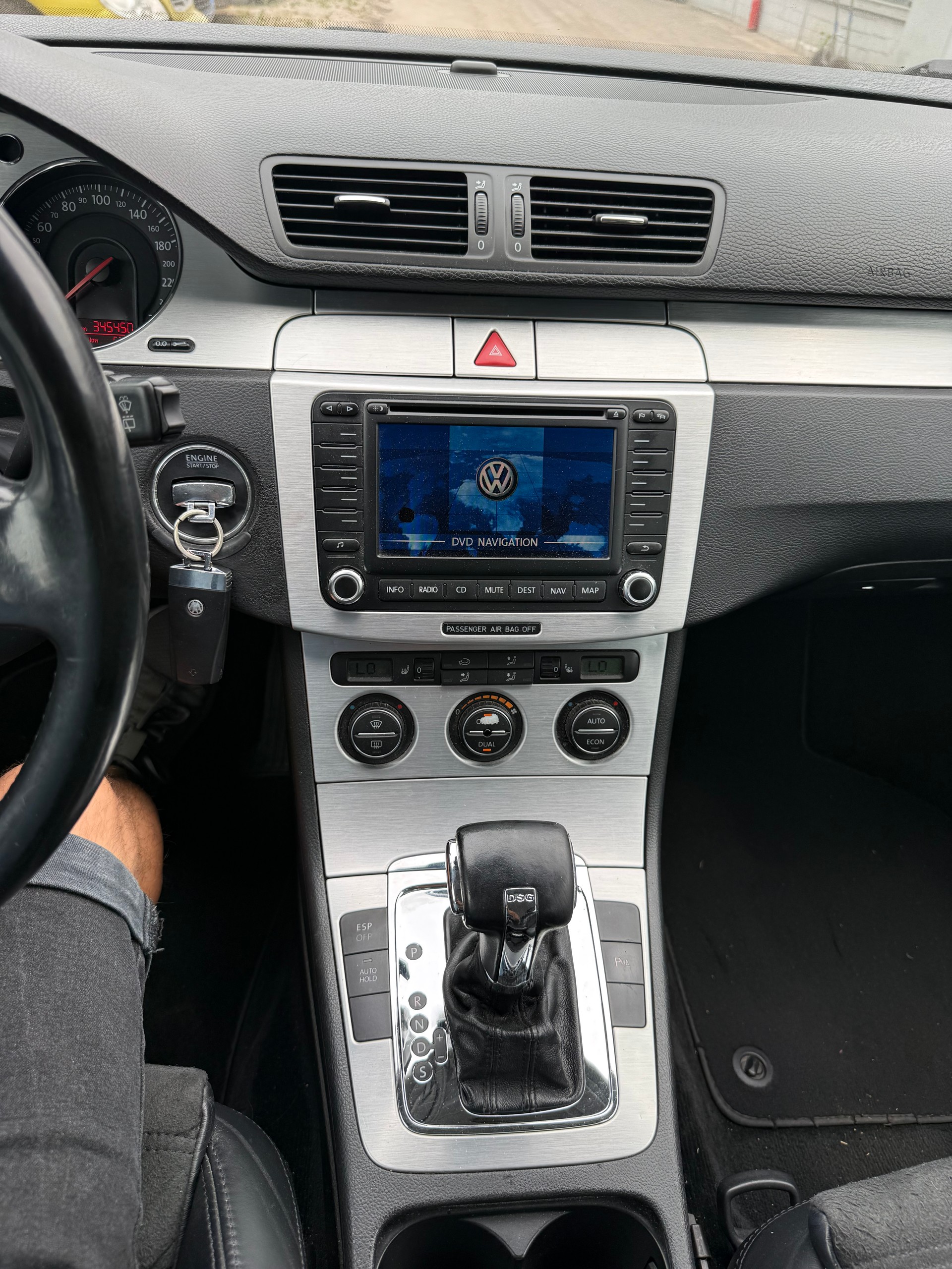 VW Passat Variant 2.0 TDI Comfortline-image-12