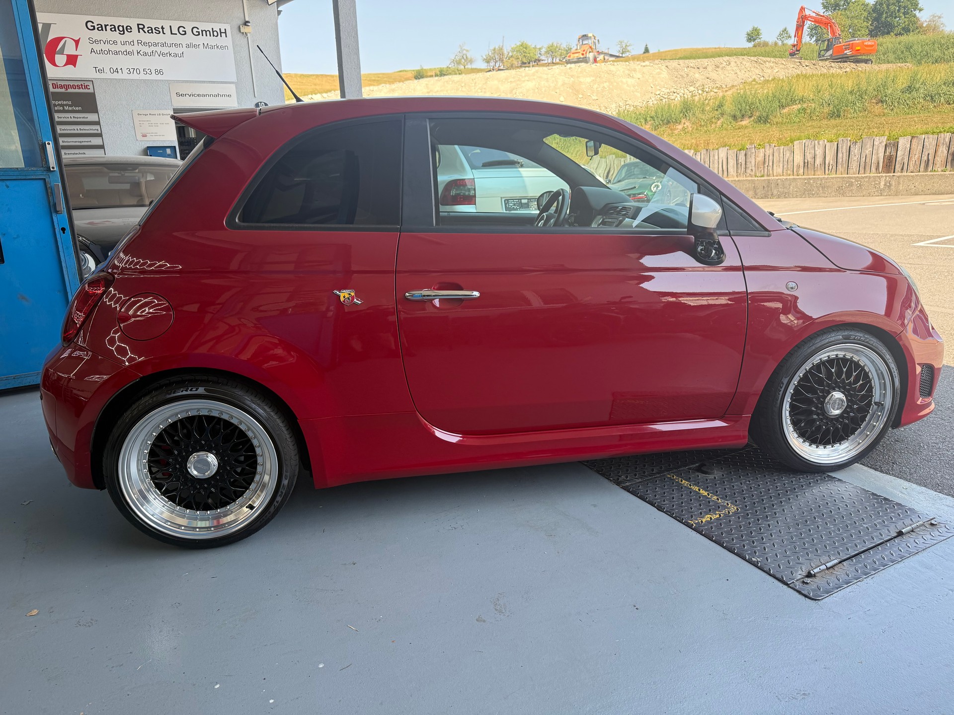 FIAT 500 1.4 16V Turbo Abarth-image-6