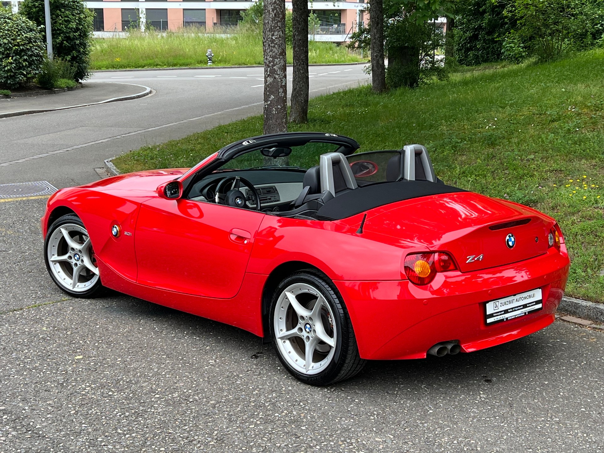 BMW Z4 3.0i Roadster-image-1