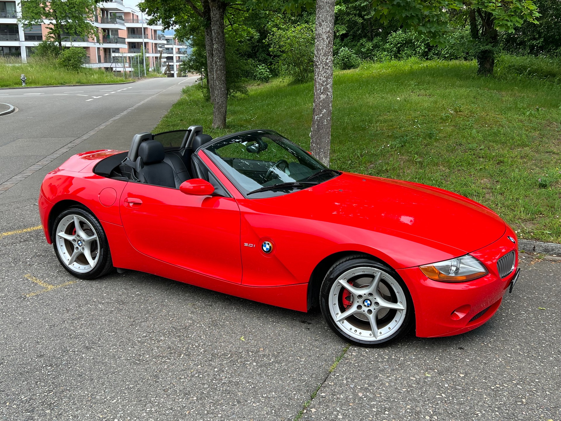 BMW Z4 3.0i Roadster-image-7