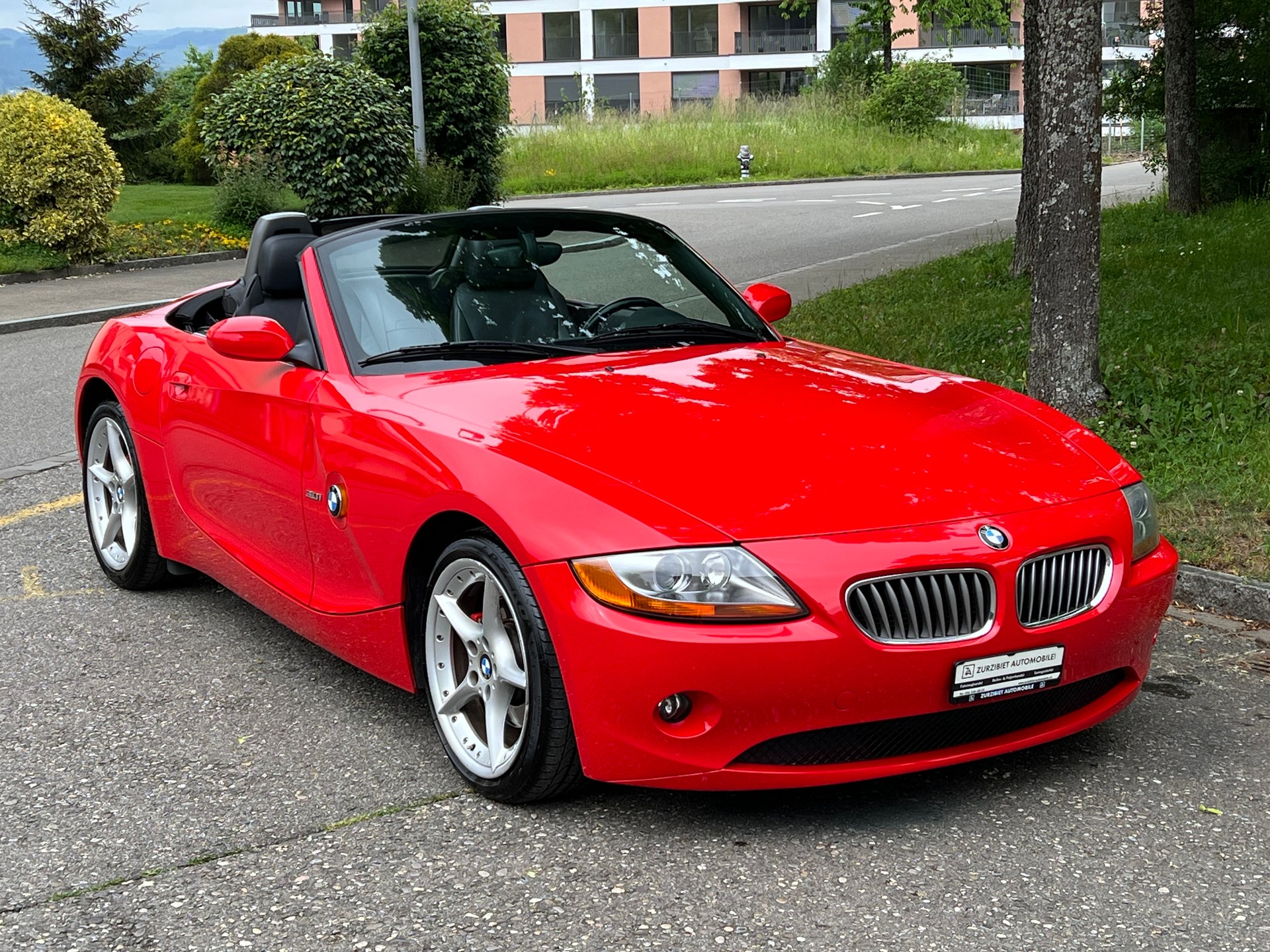 BMW Z4 3.0i Roadster-image-2