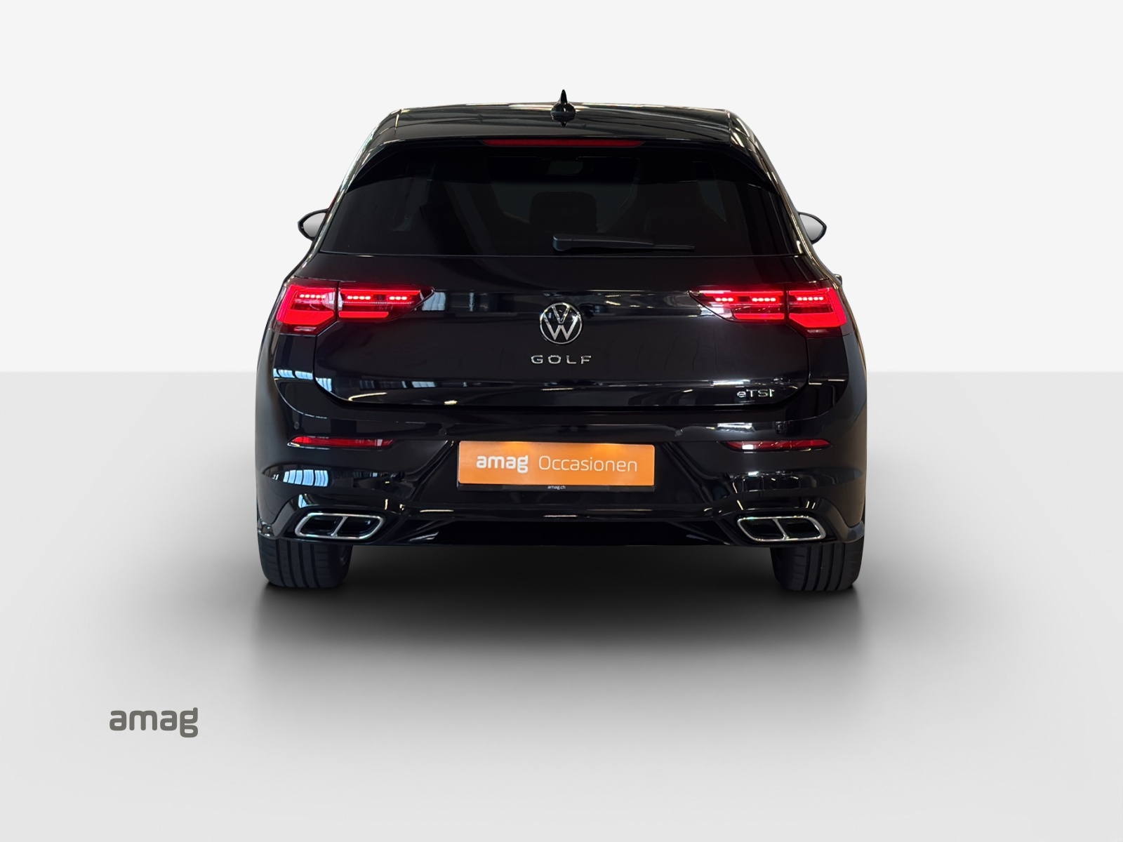 VW Golf 1.5 eTSI mHEV ACT R-Line DSG-showroom-element-3