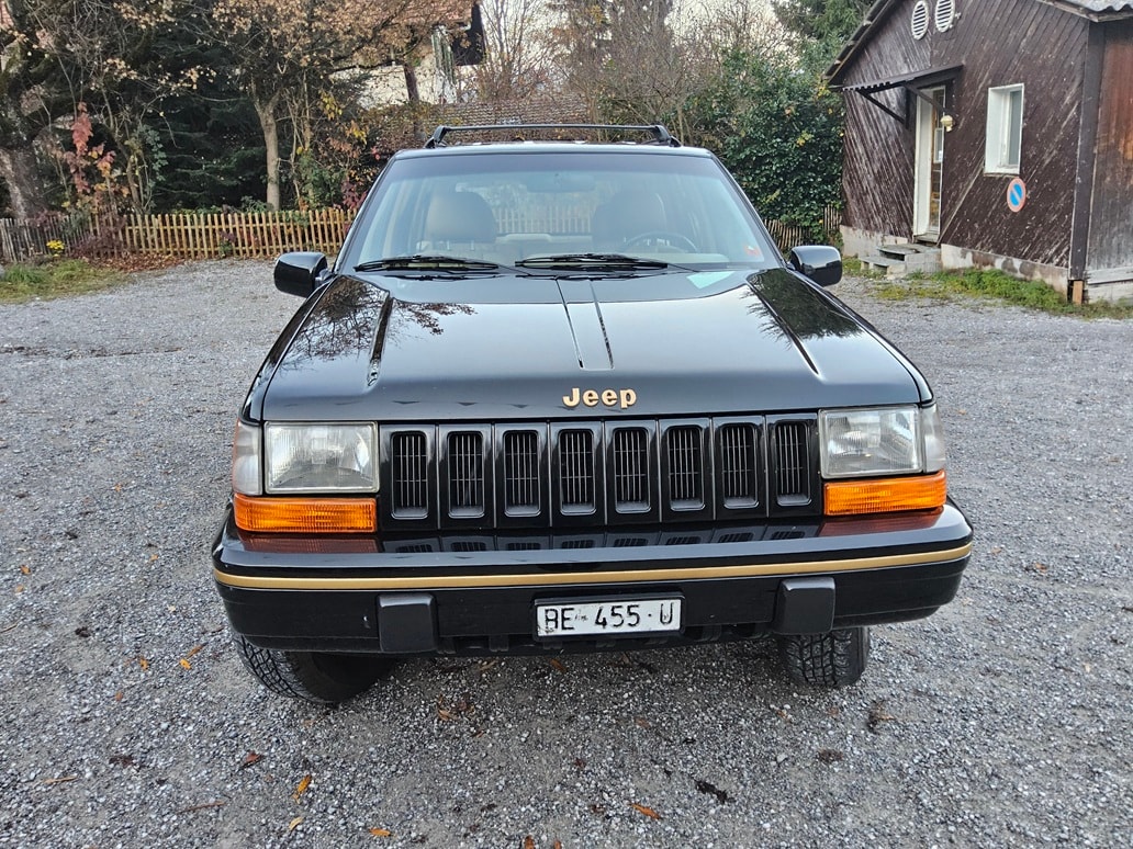 JEEP Grand Cherokee 5.2 Limited Automatic-image-2