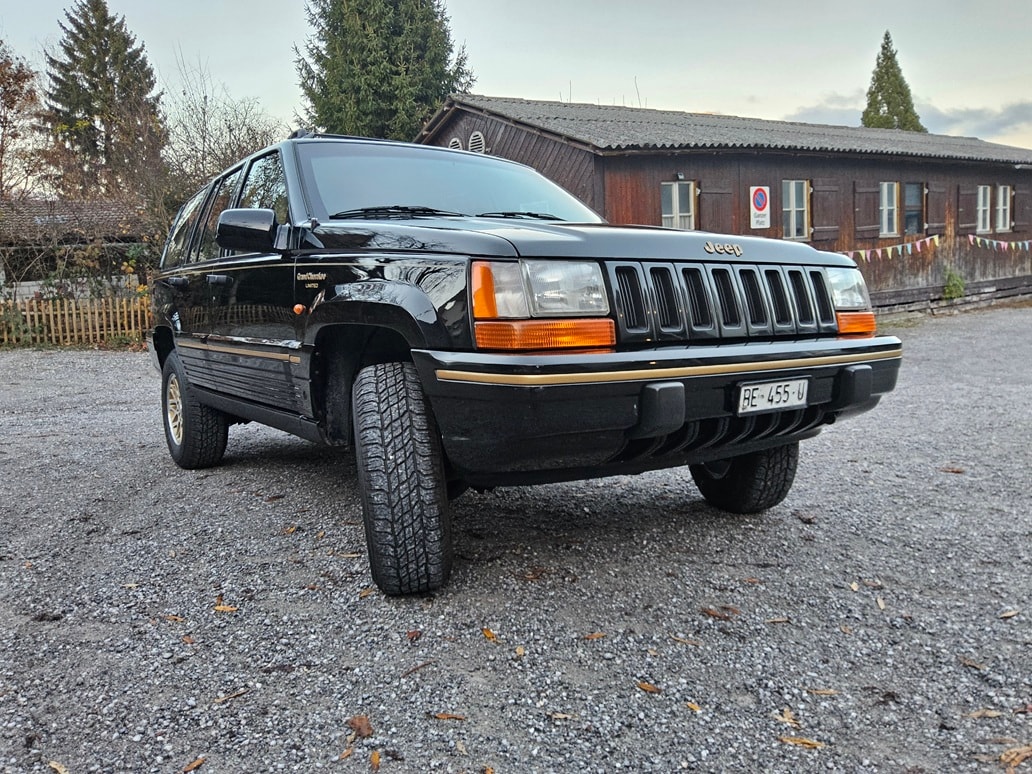 JEEP Grand Cherokee 5.2 Limited Automatic-image-1