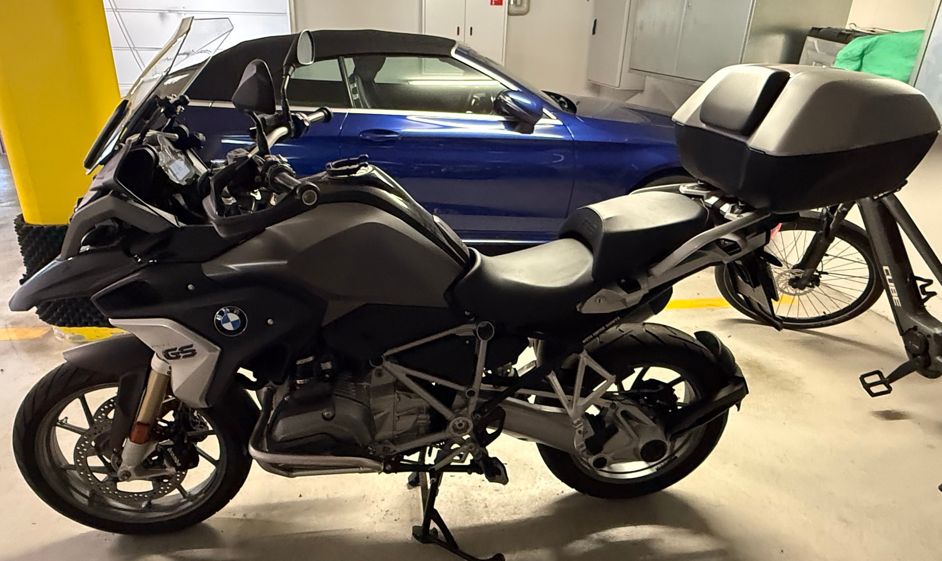 BMW GS-image-3