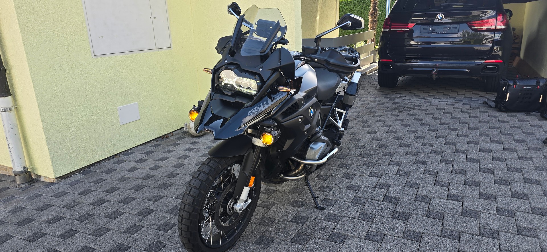 BMW R 1250 GS-image-10