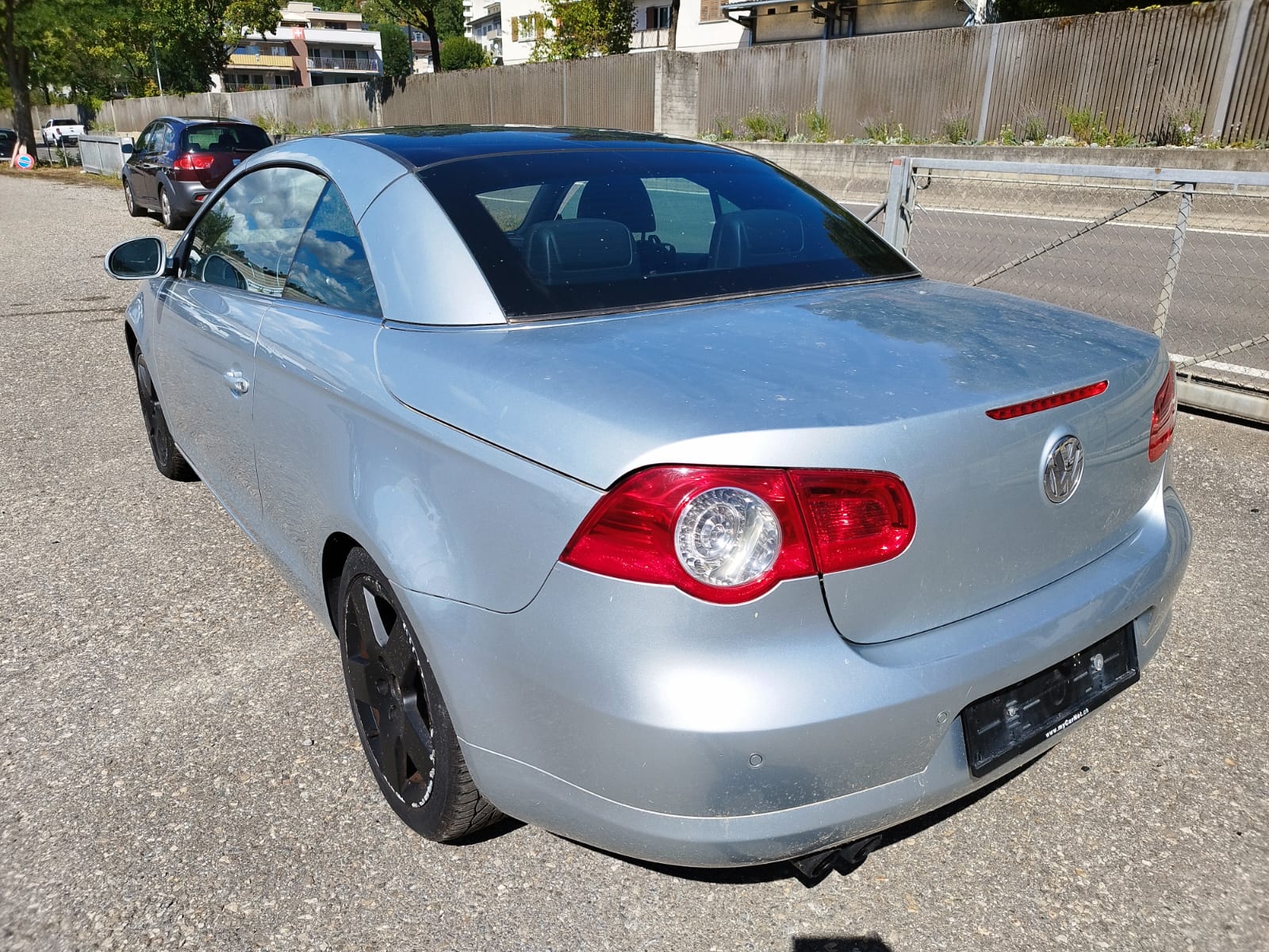 VW Eos 2.0 FSI Turbo Fashion DSG-image-14