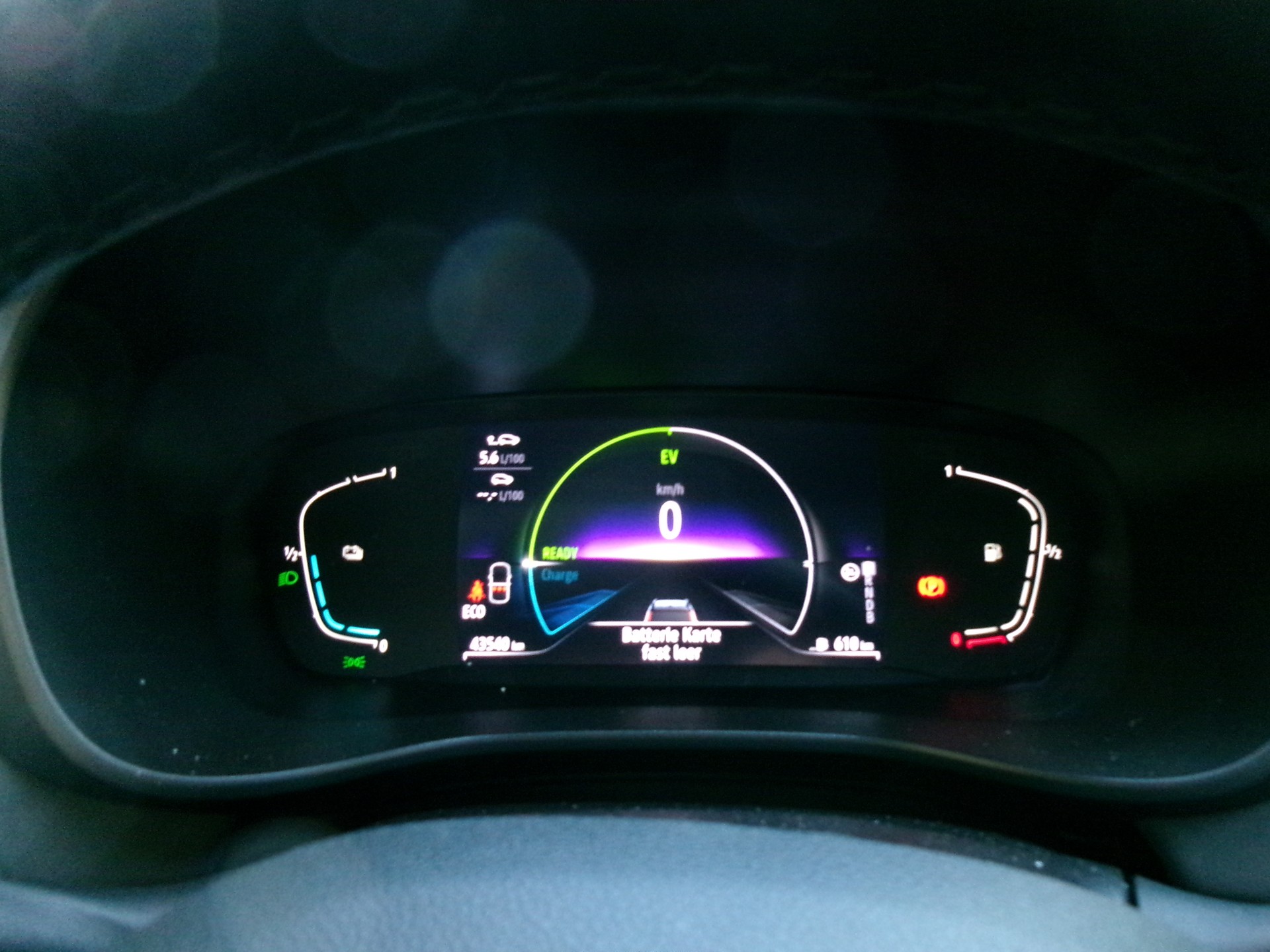 DACIA Jogger HEV 140 Extreme-showroom-element-3