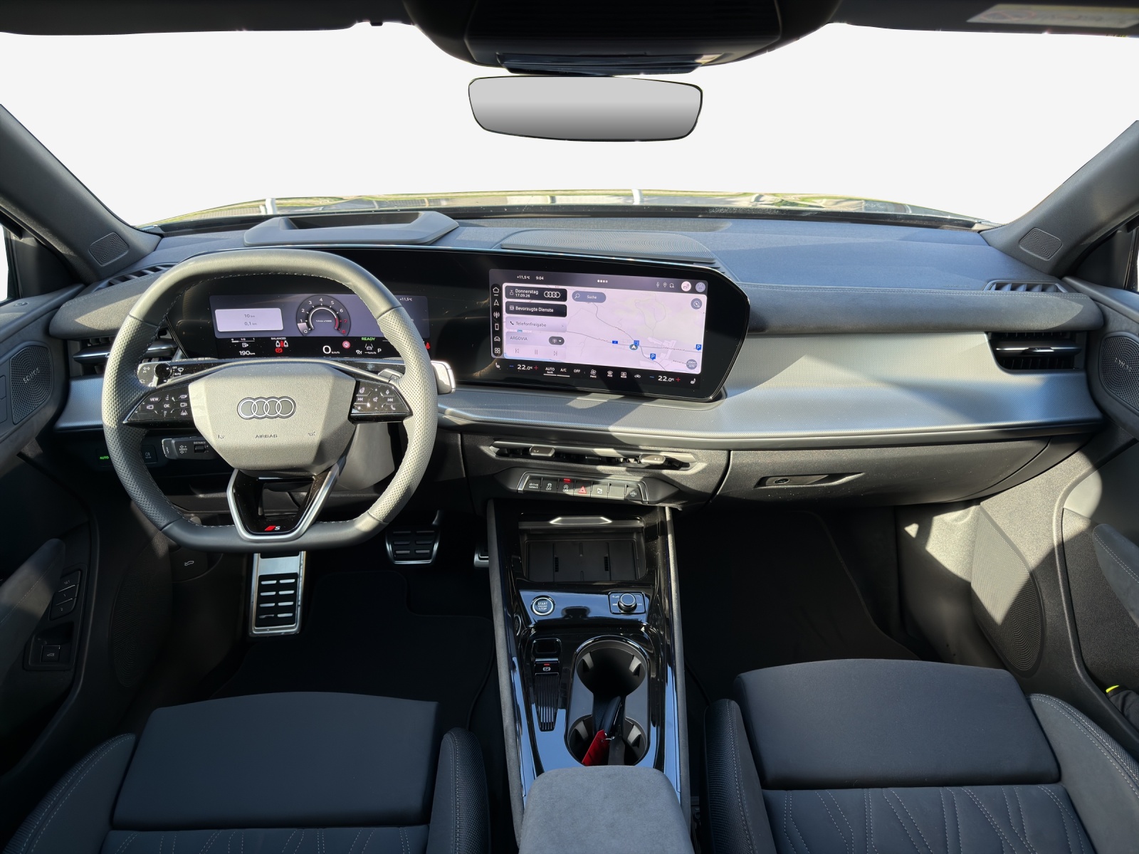 AUDI Q3 Sportback TFSI quattro 195 kW S tronic-image-8