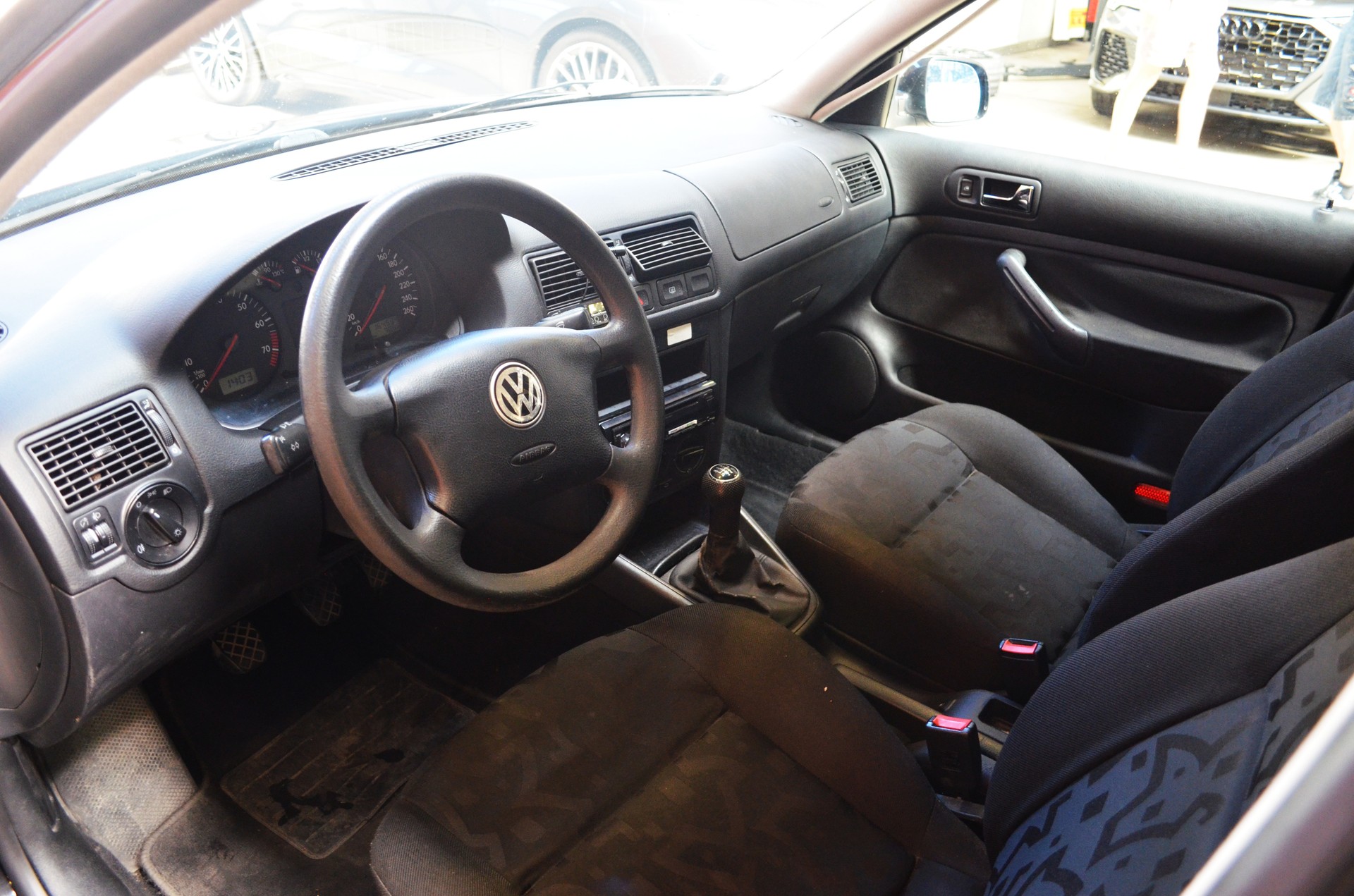 VW Golf 1.6 Comfortline-image-7