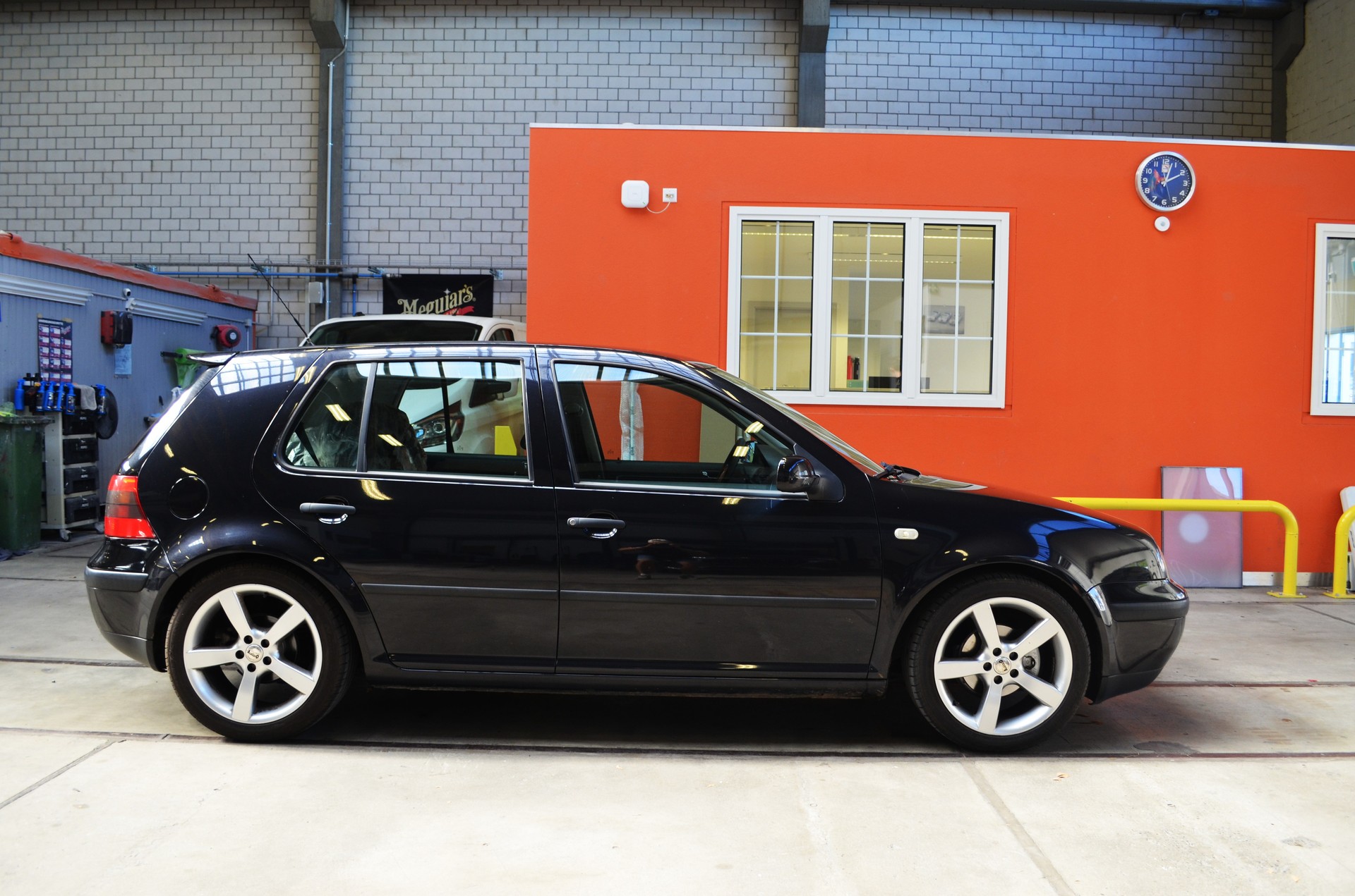 VW Golf 1.6 Comfortline-image-3