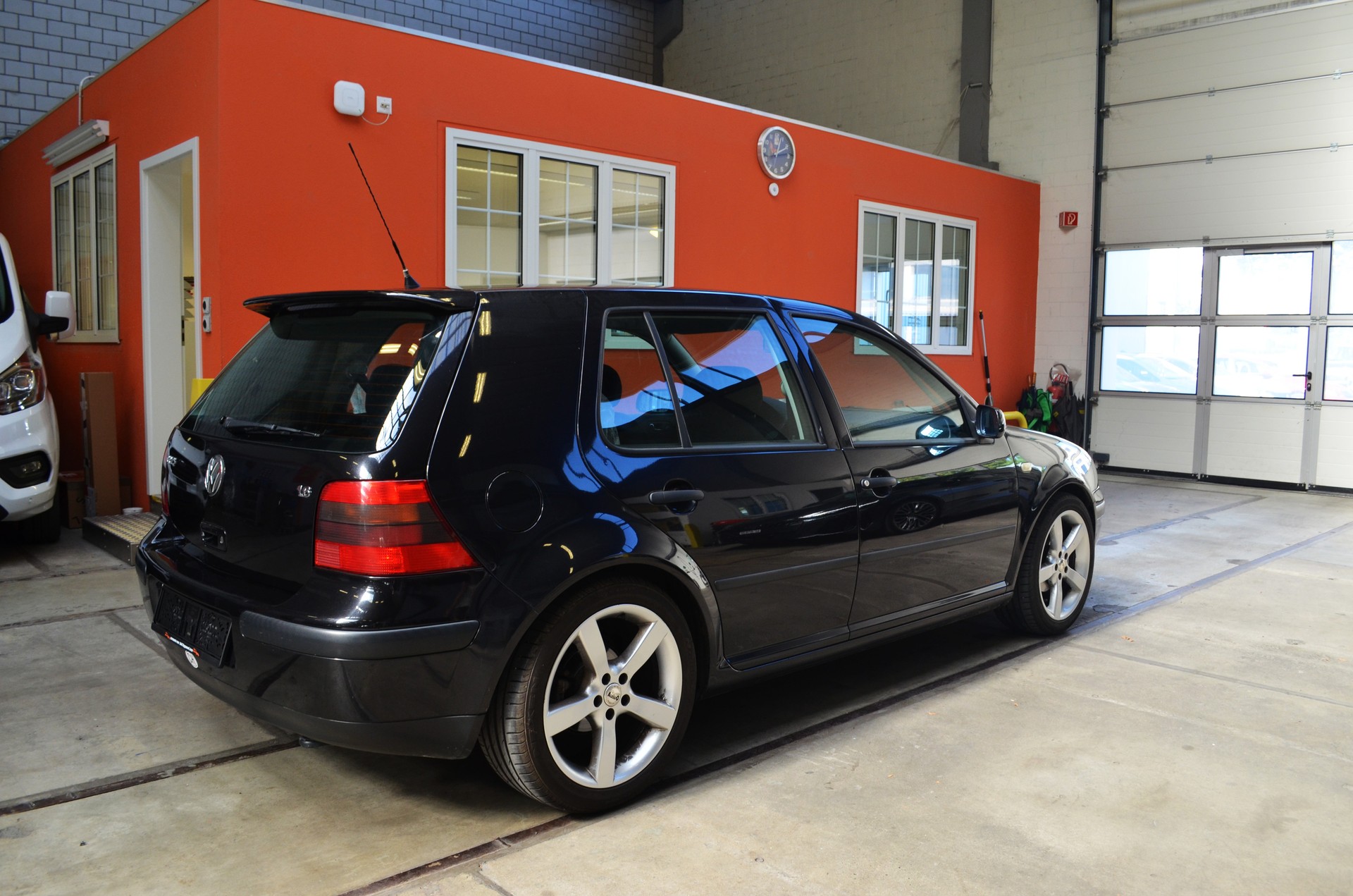 VW Golf 1.6 Comfortline-image-4