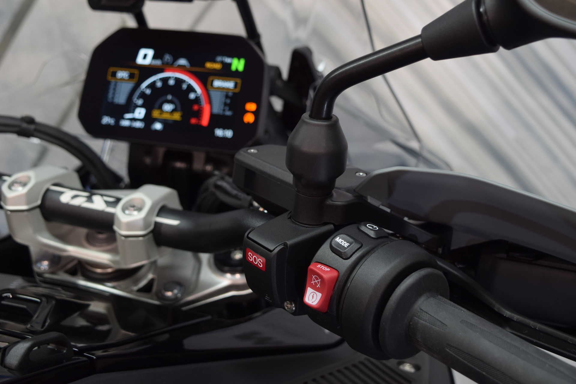 BMW R 1300 GS Adventure ASA Tieferlegung-image-8