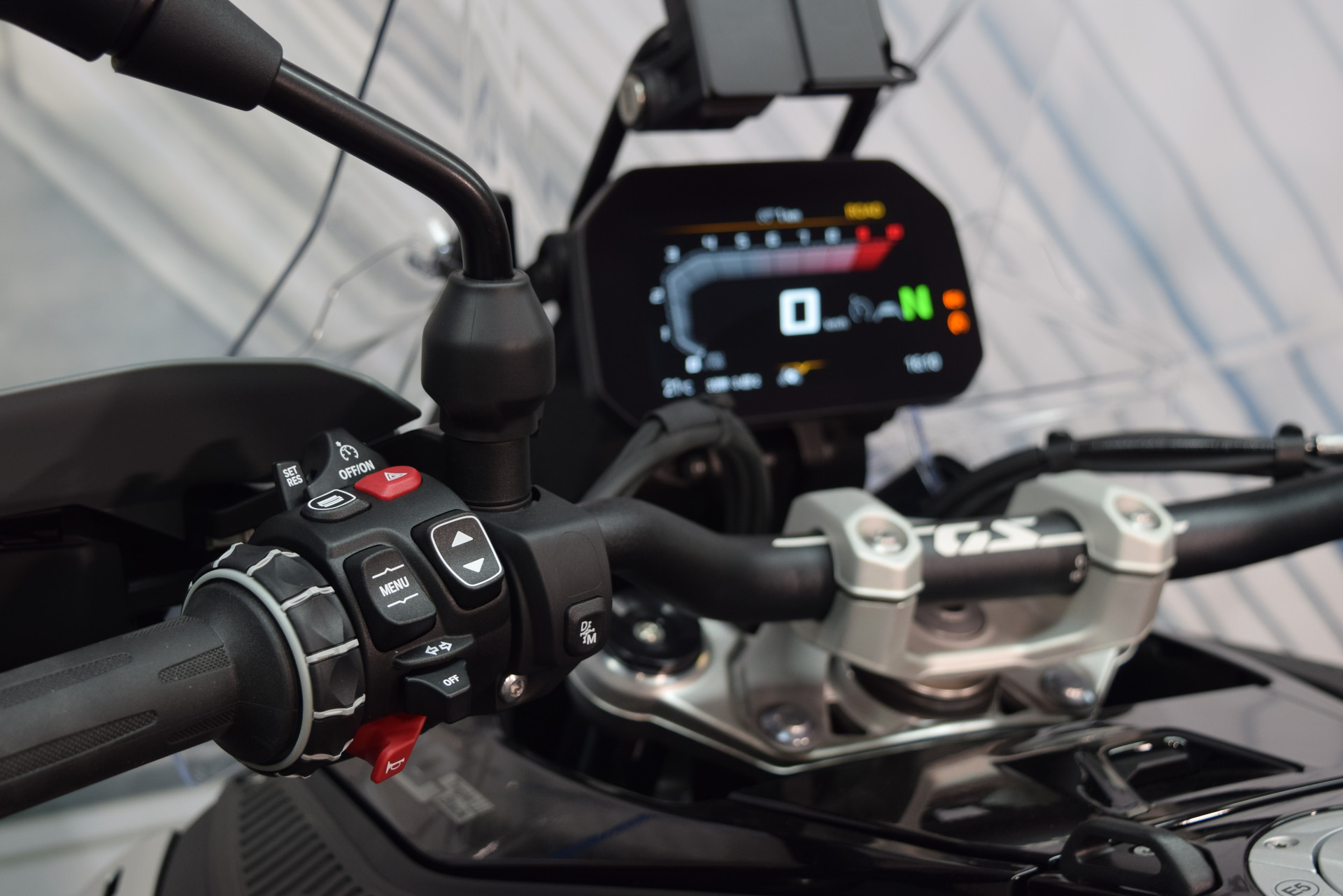 BMW R 1300 GS Adventure ASA Tieferlegung-image-7