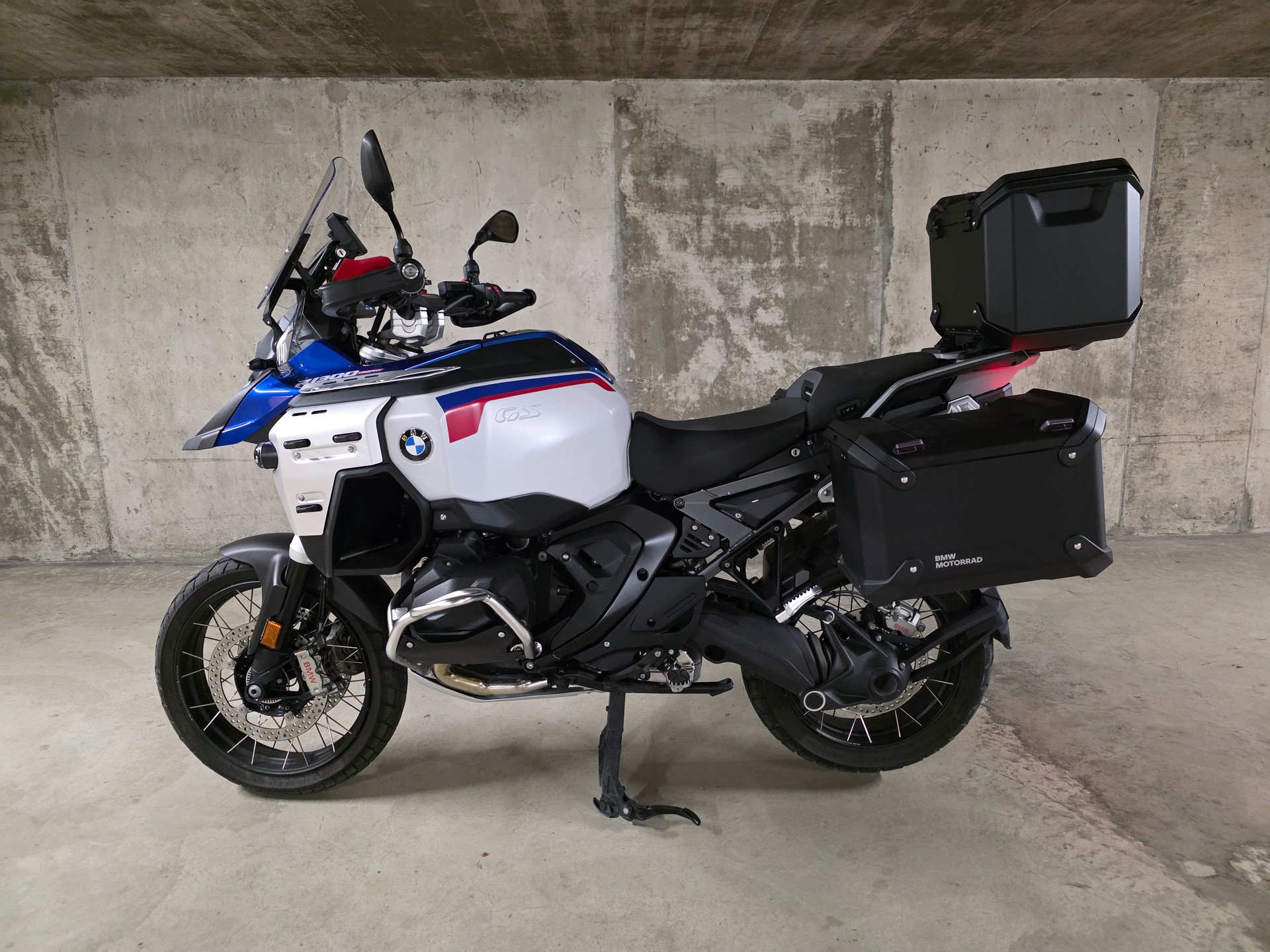 BMW R 1300 GS Adventure-image-0