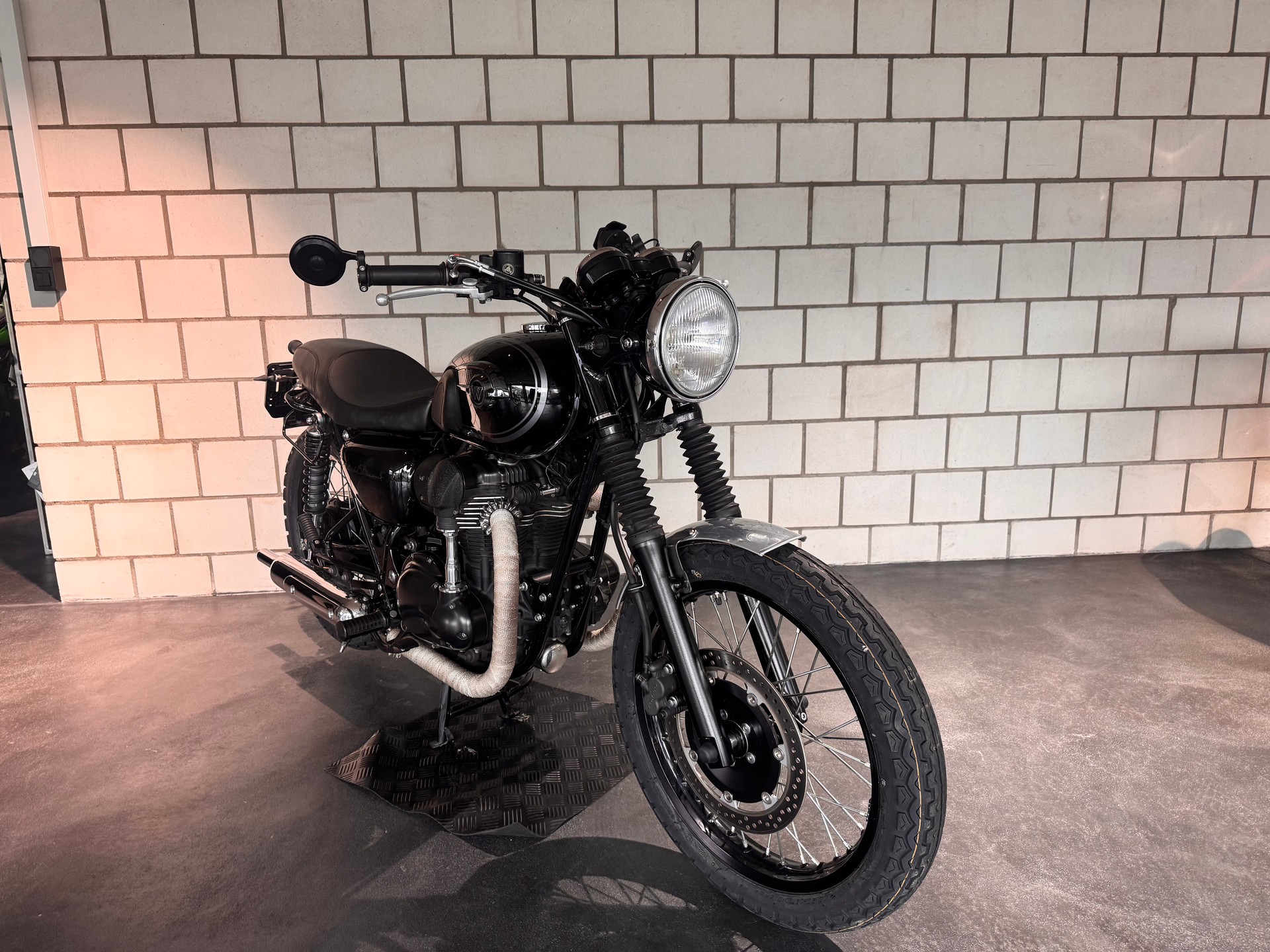 KAWASAKI W 800 Special Edition-image-2