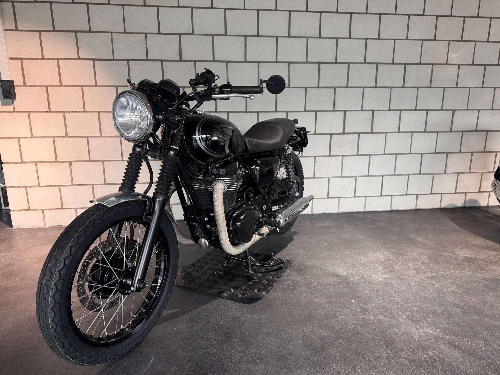 KAWASAKI W 800 Special Edition-image-1