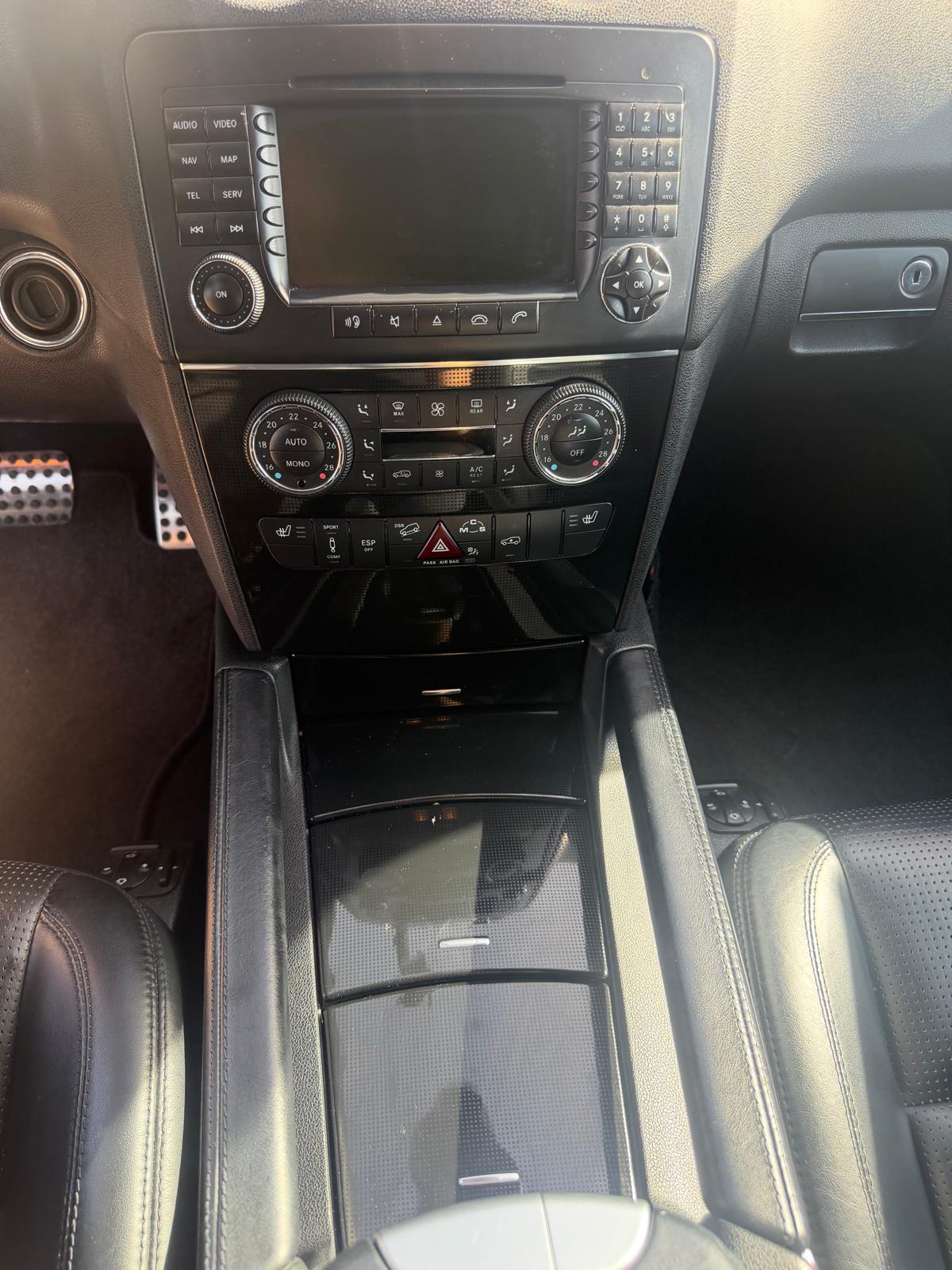 MERCEDES-BENZ ML 63 AMG 4Matic 7G-Tronic-image-9
