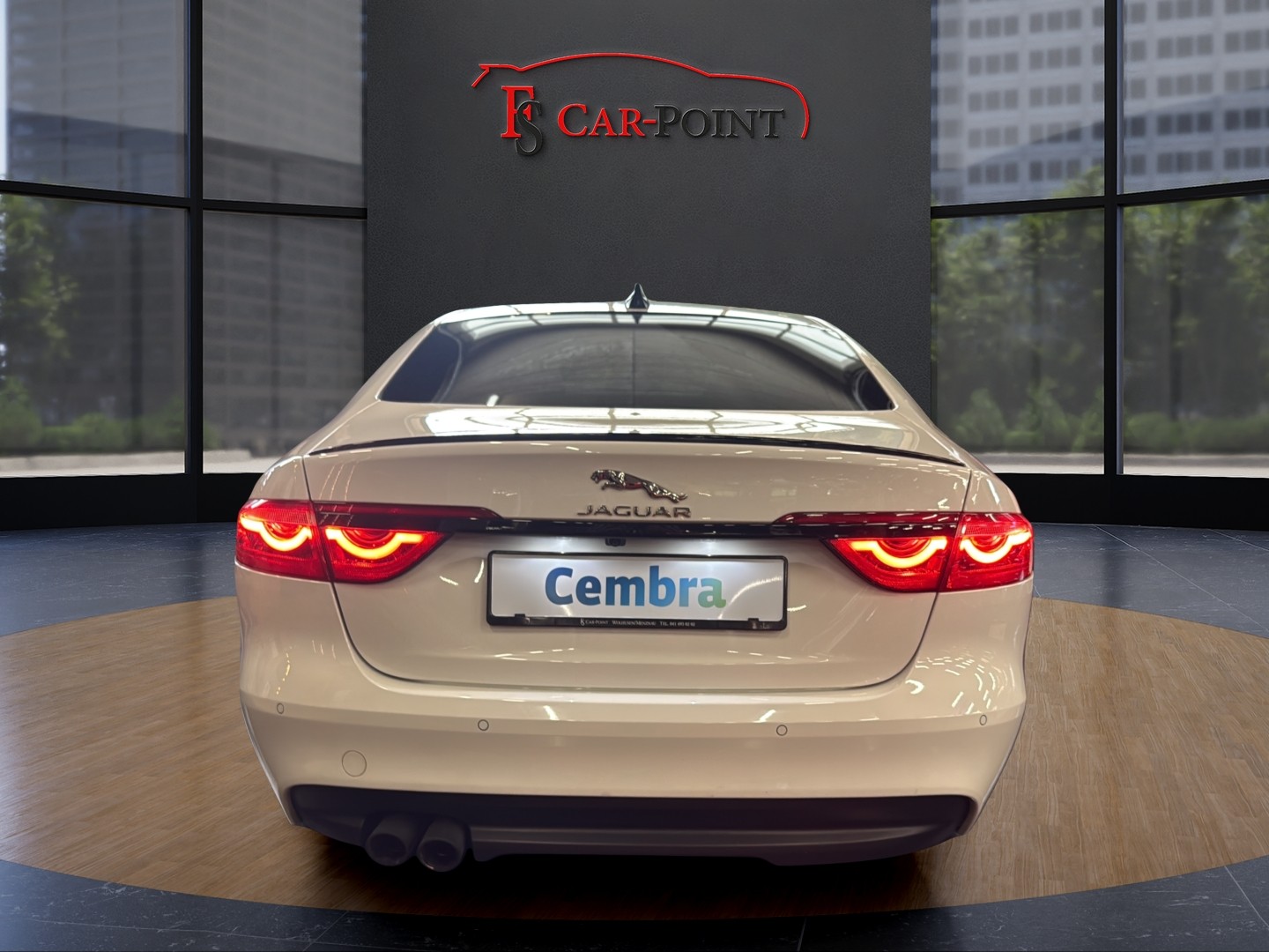JAGUAR XF 20d R-Sport Automatic-showroom-element-3