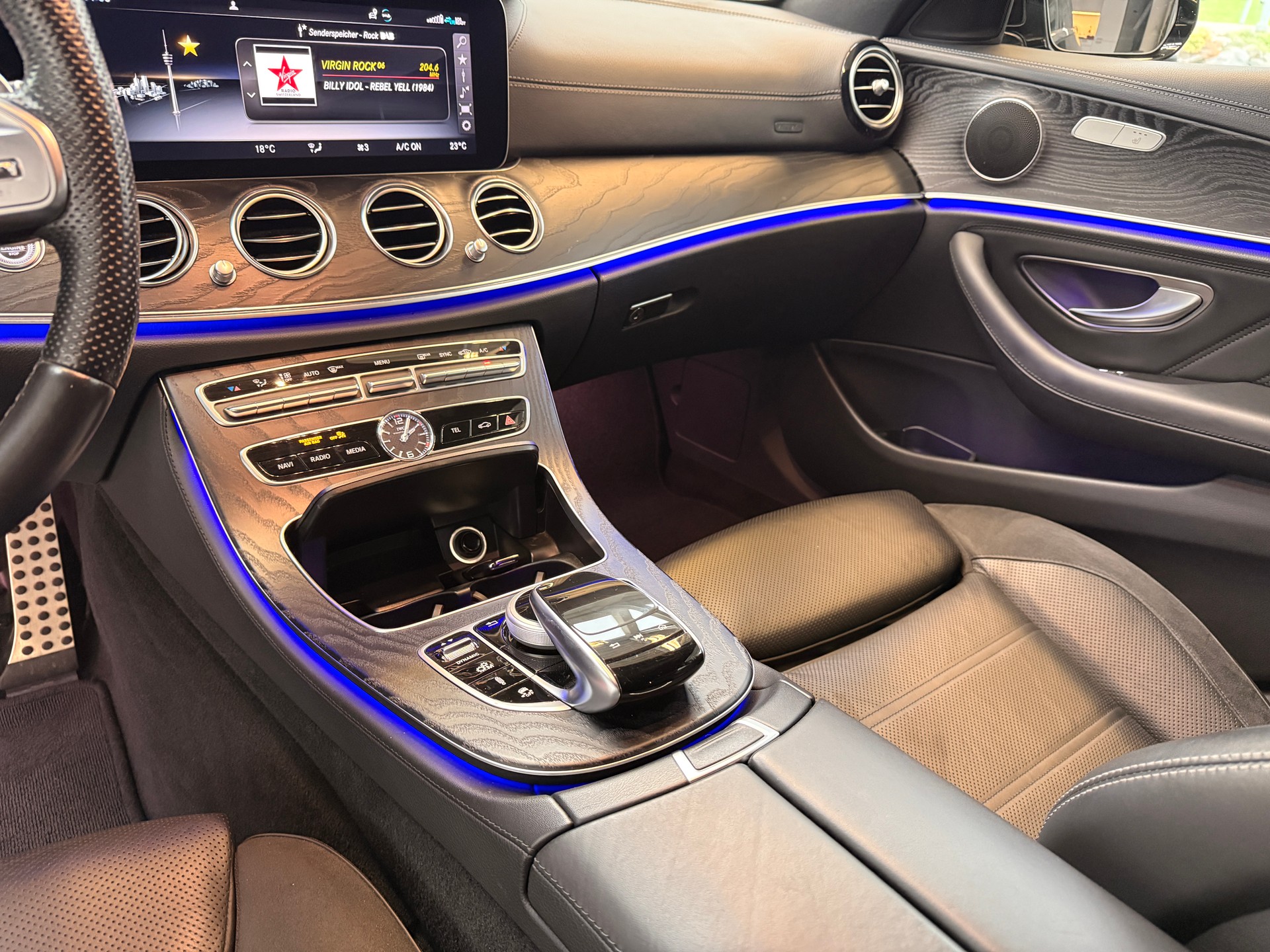 MERCEDES-BENZ E 63 AMG 4 Matic 9G-Tronic-image-12