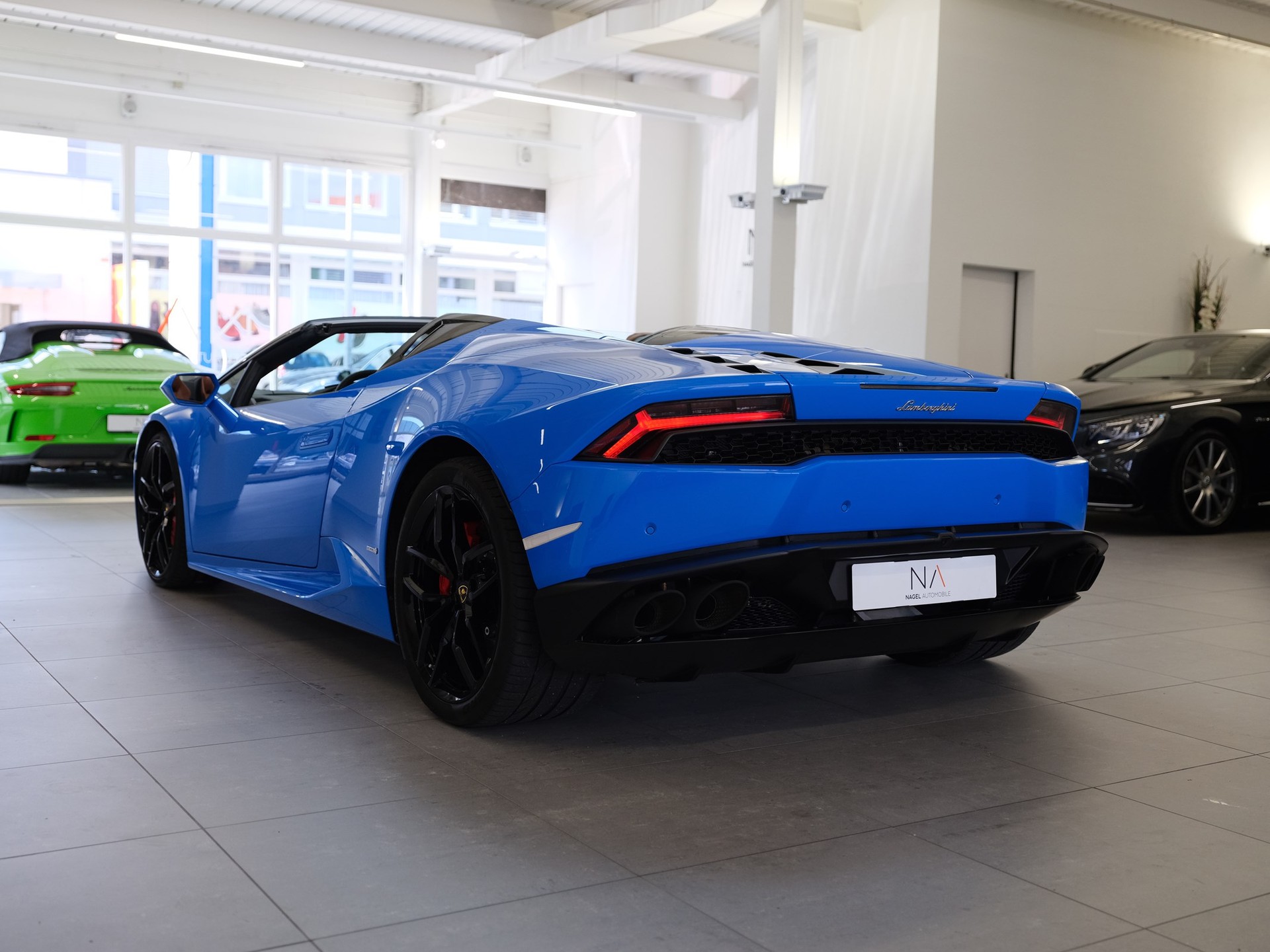 LAMBORGHINI Huracan LP610-4 Spyder DCT *Forged Carbon*Sensonum*Sitzheizung*-image-4