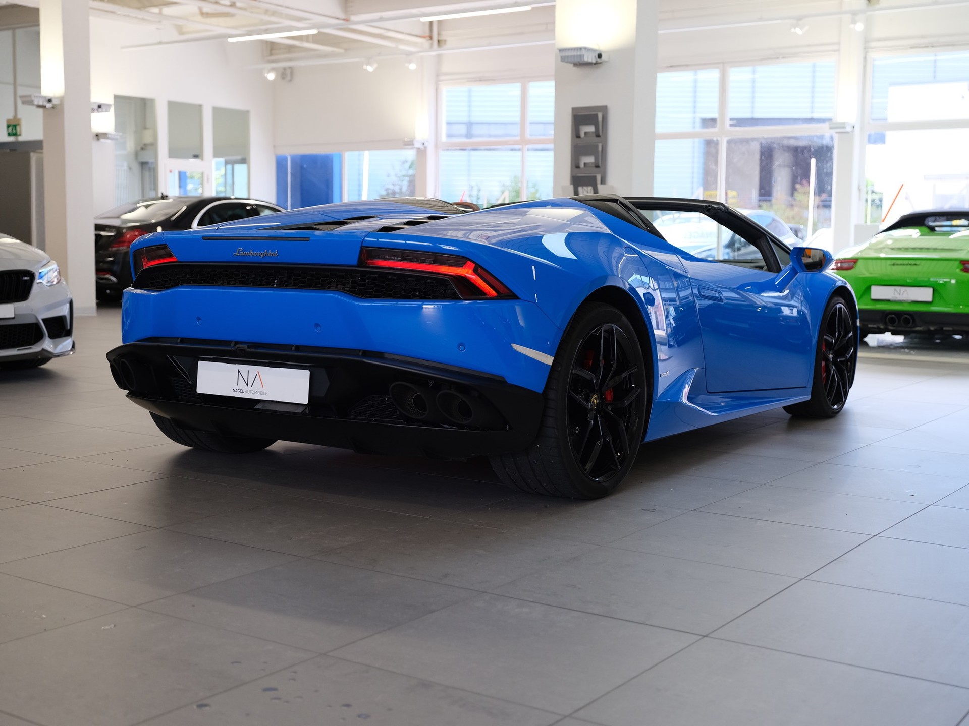 LAMBORGHINI Huracan LP610-4 Spyder DCT *Forged Carbon*Sensonum*Sitzheizung*-image-6