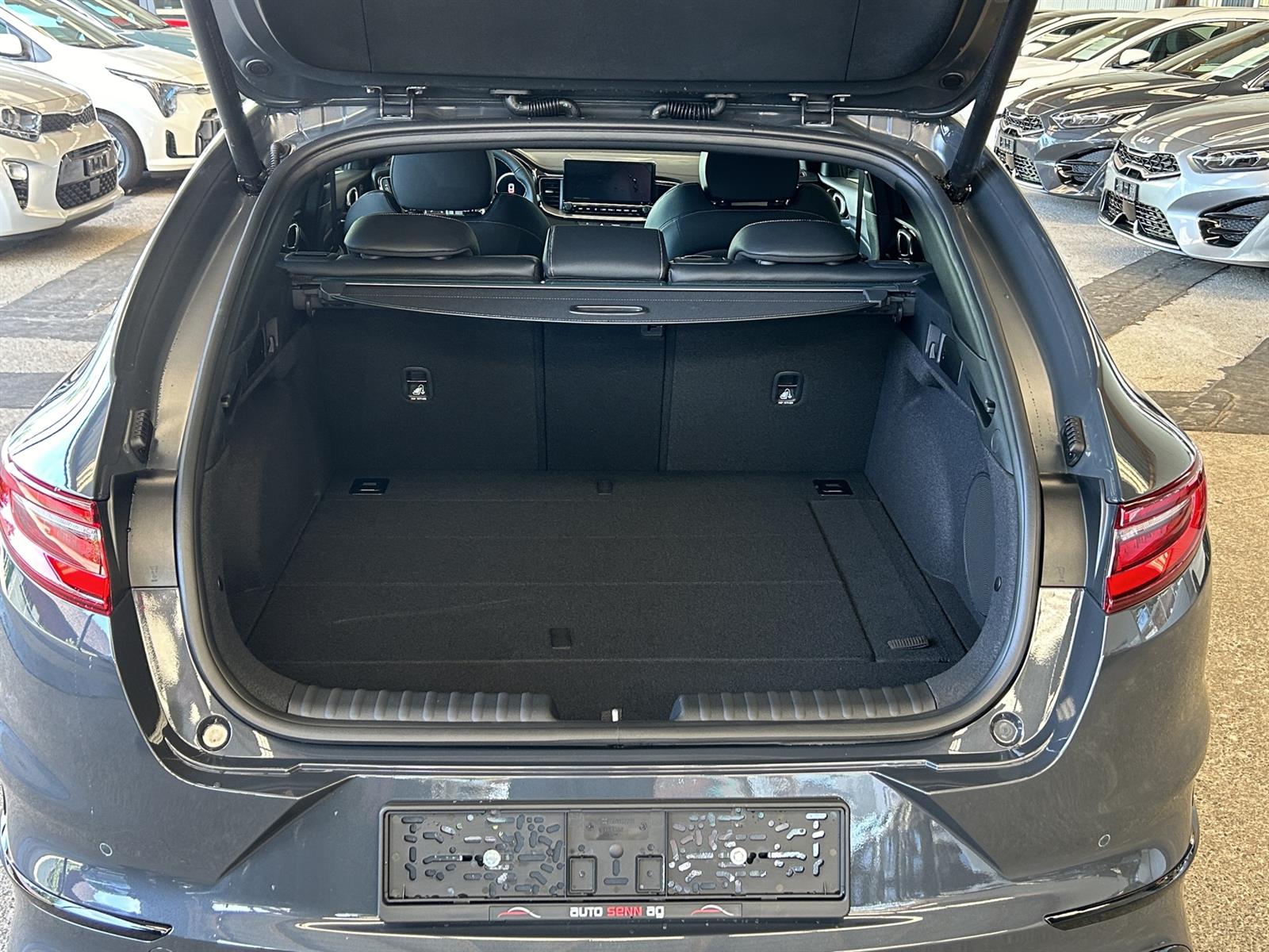 KIA ProCeed 1.5 T-GDi GT-Line Edition-image-4