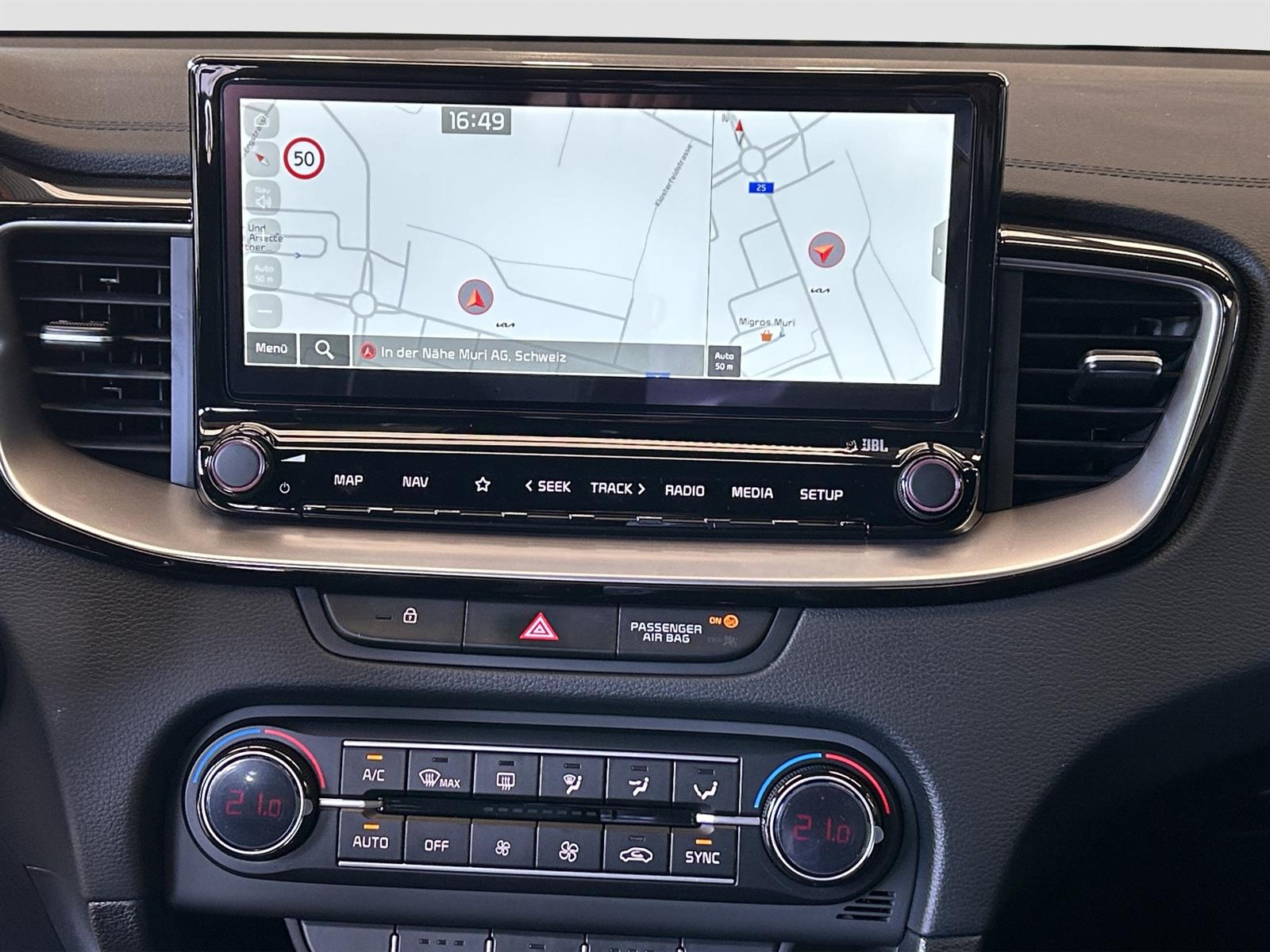 KIA ProCeed 1.5 T-GDi GT-Line Edition-image-11
