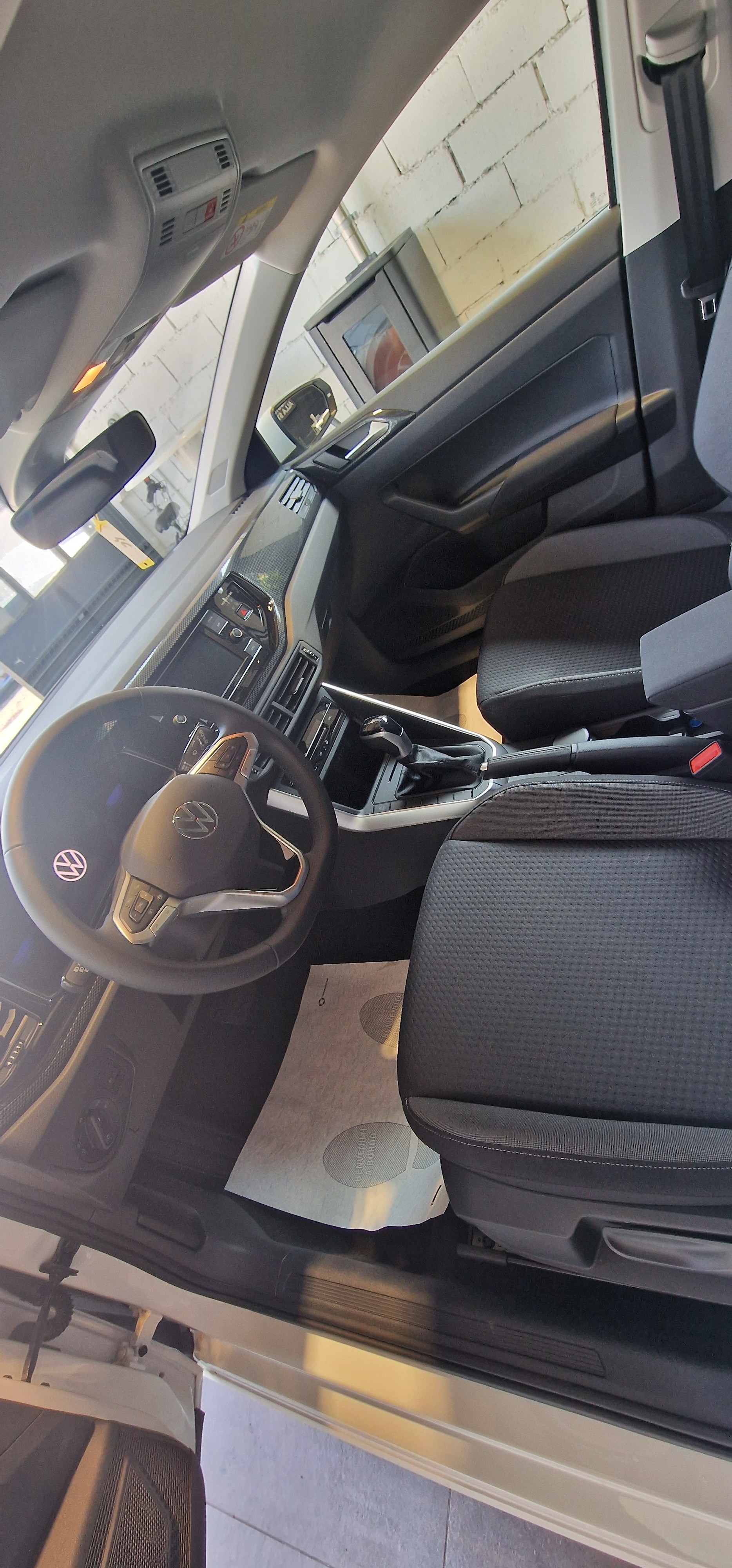 VW Polo 1.0 TSI Life DSG-image-7