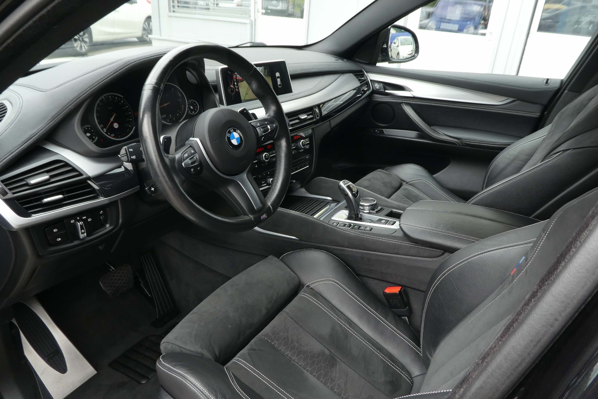 BMW X6 40d xDrive *M-Sportpaket*-image-10
