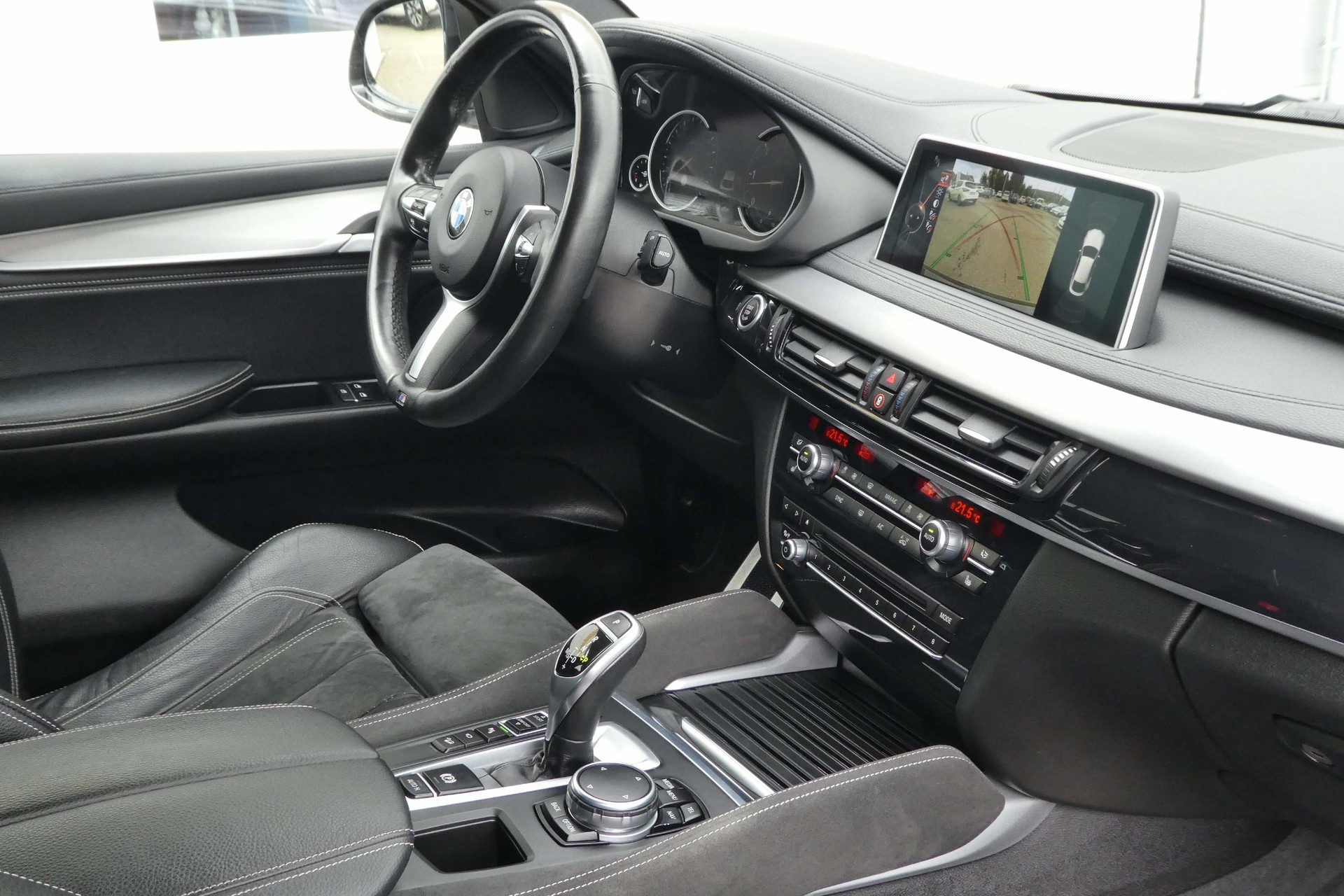 BMW X6 40d xDrive *M-Sportpaket*-image-14