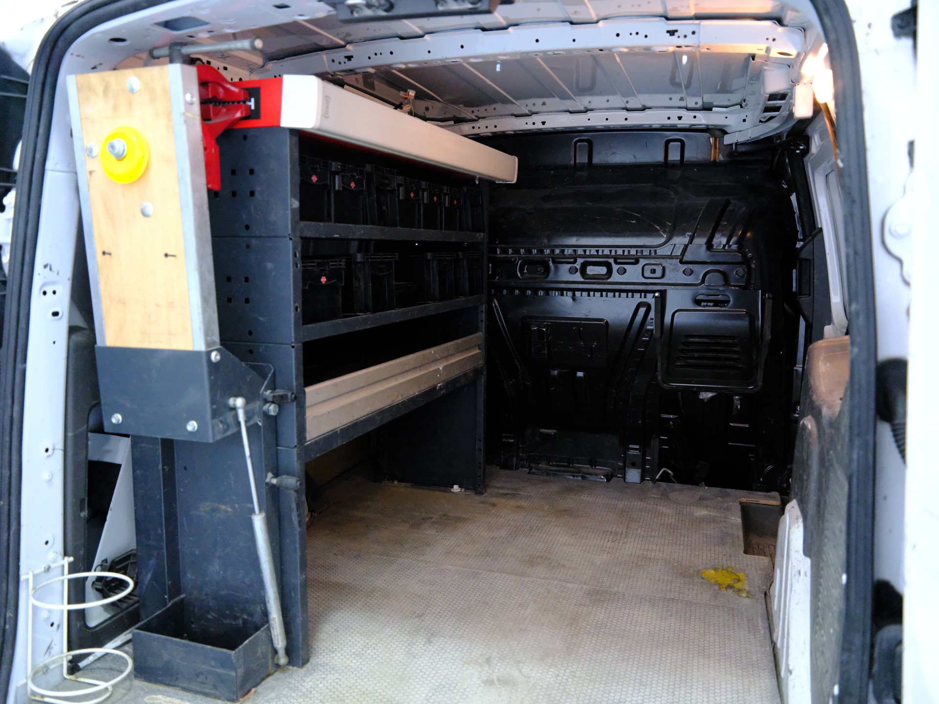 FORD Transit Connect Van T200 1.0 EcoBoost Trend-image-17