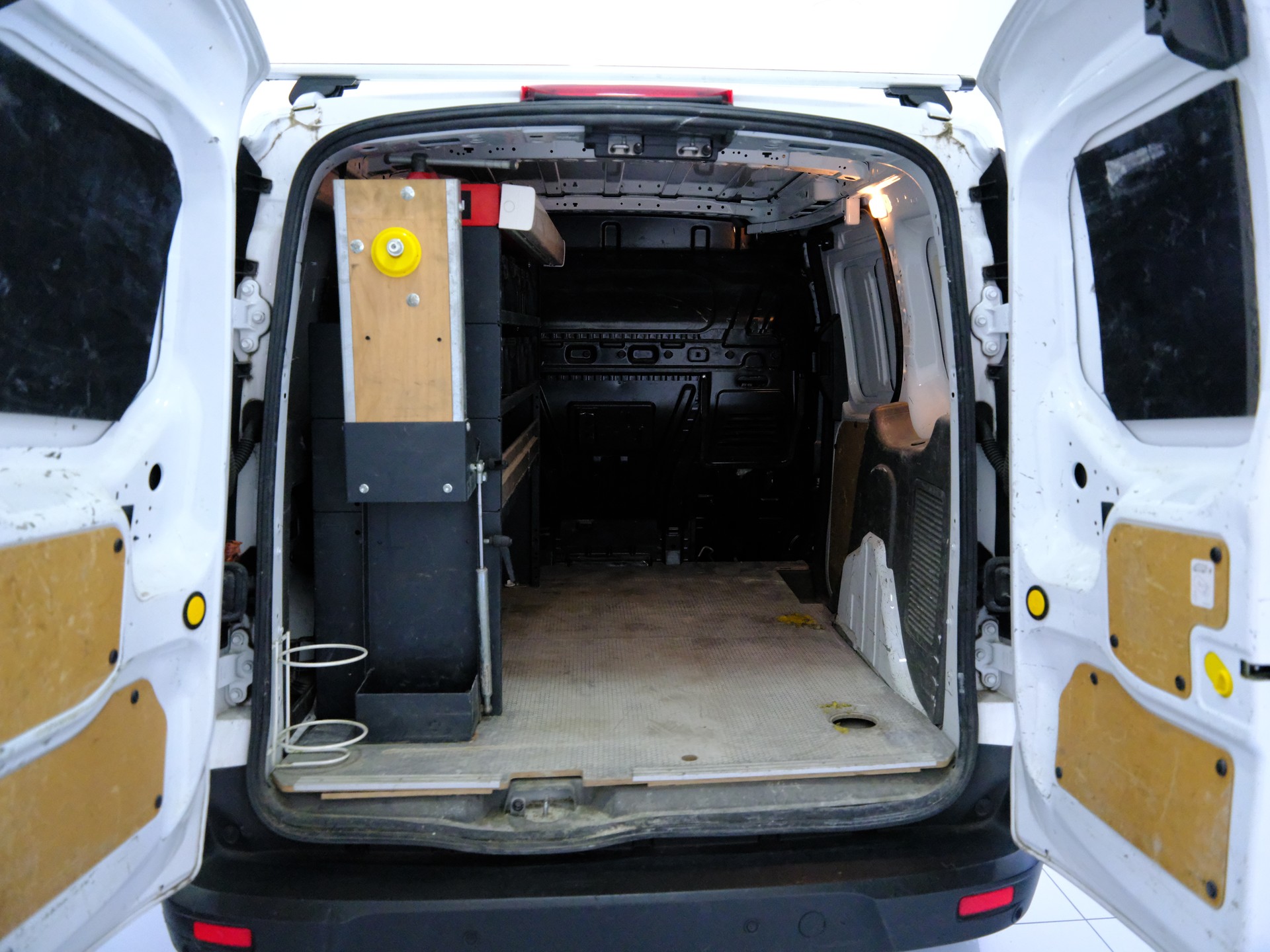 FORD Transit Connect Van T200 1.0 EcoBoost Trend-image-16