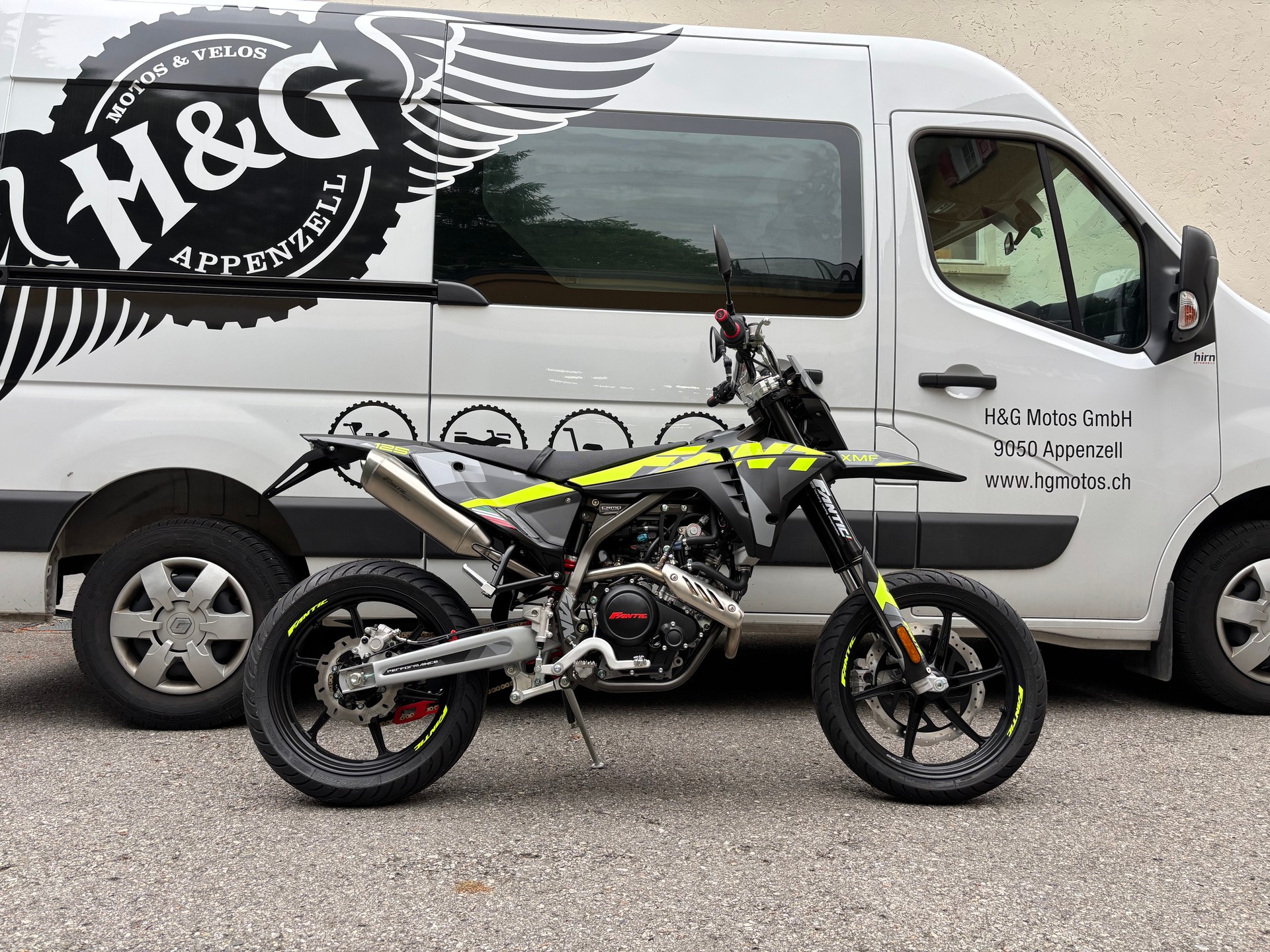 FANTIC XMF125 MOTARD-image-3