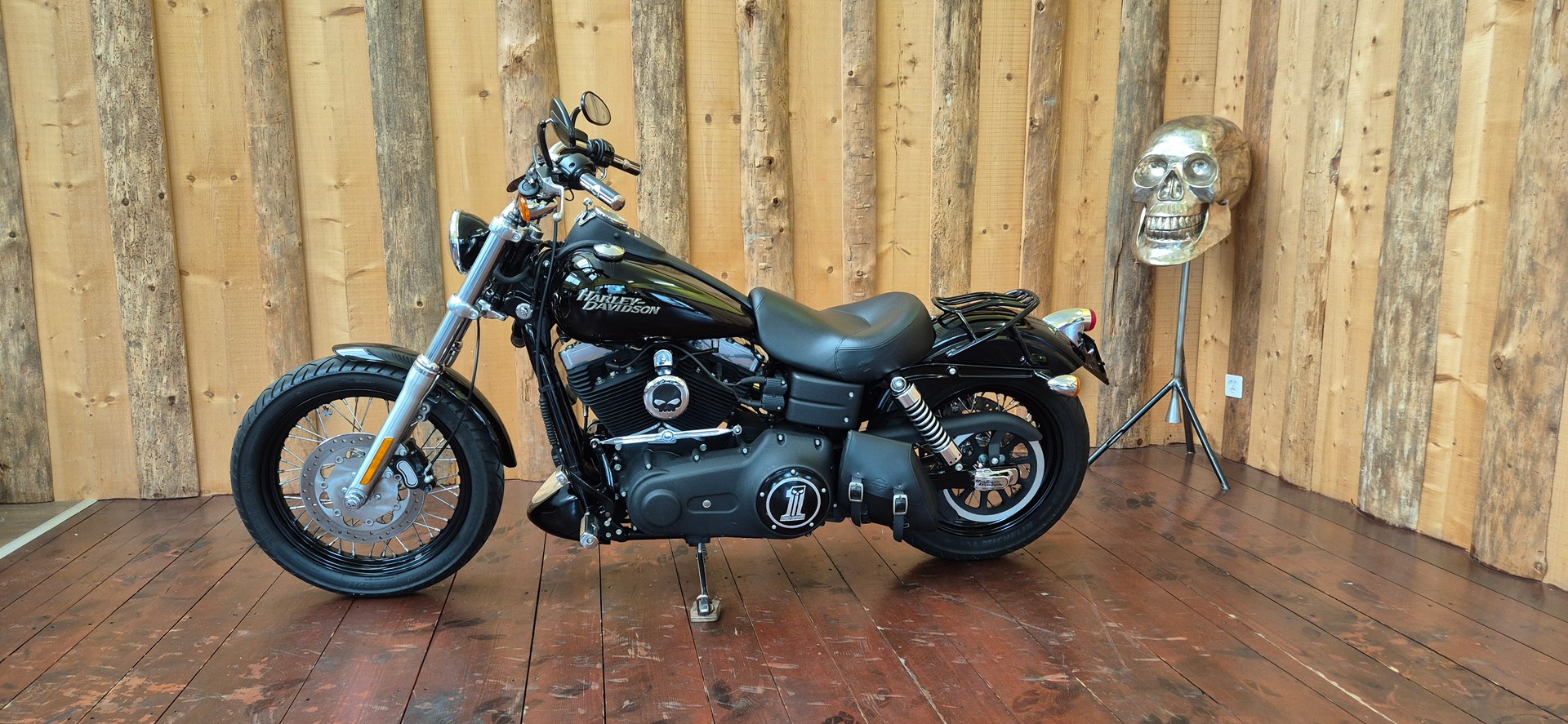 HARLEY-DAVIDSON Dyna-image-13