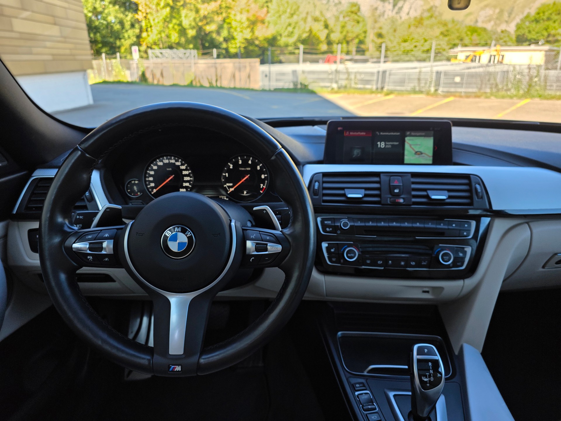 BMW 340i GT xDrive Luxury Line Steptronic-image-13